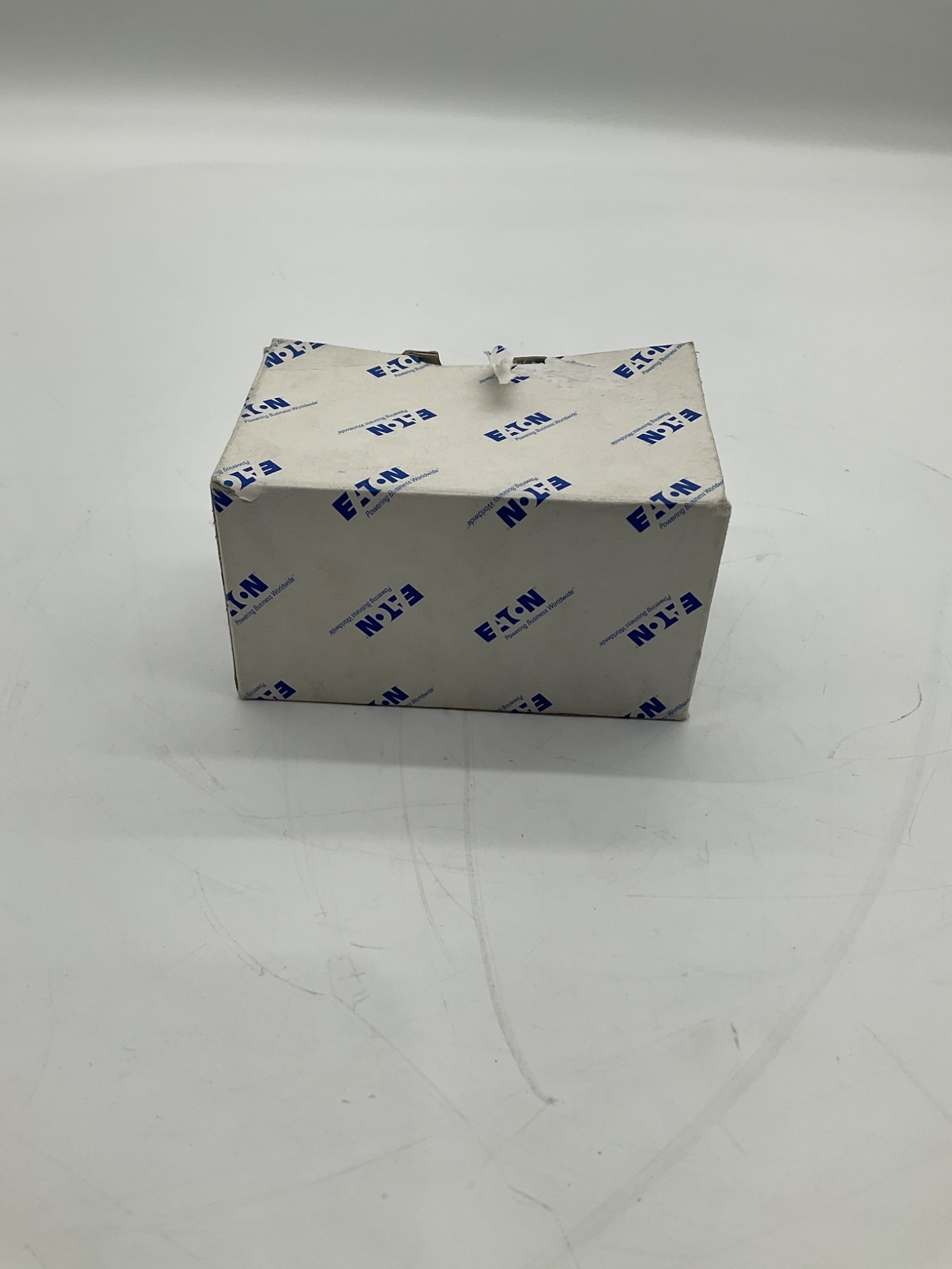 EATON NZM1-XIPK Finger Protection Terminal Cover Kit NEW 2
