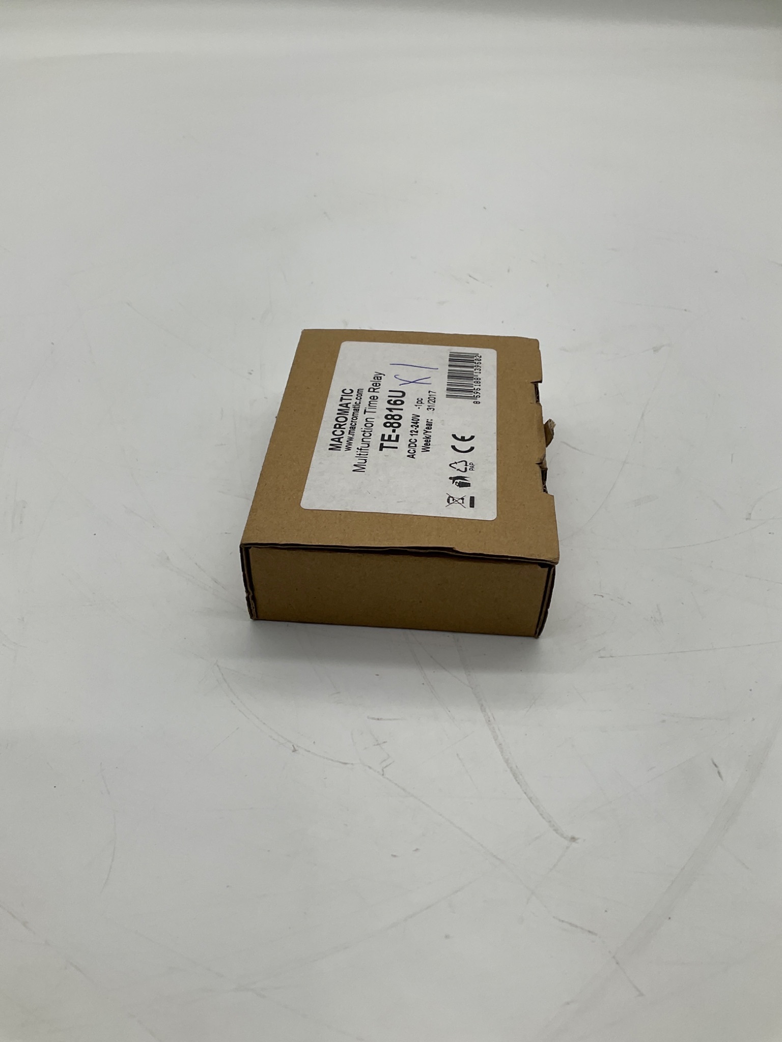 MACROMATIC TE-8816U Multifunction Time Relay 12-240V AC/DC NEW 3