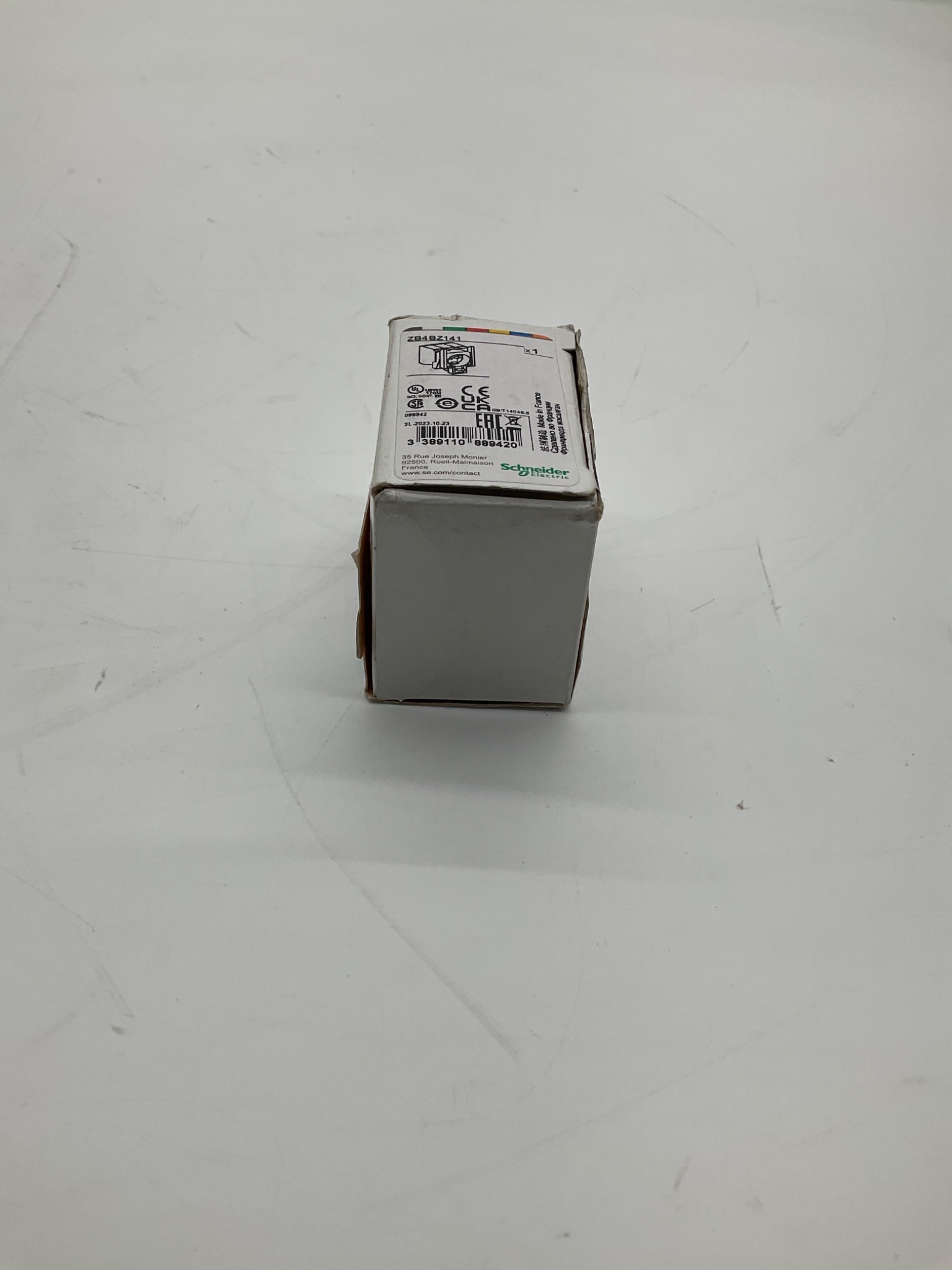 SCHNEIDER ELECTRIC ZB4BZ141 Mounting Collar With Integral LED Block NEW 2