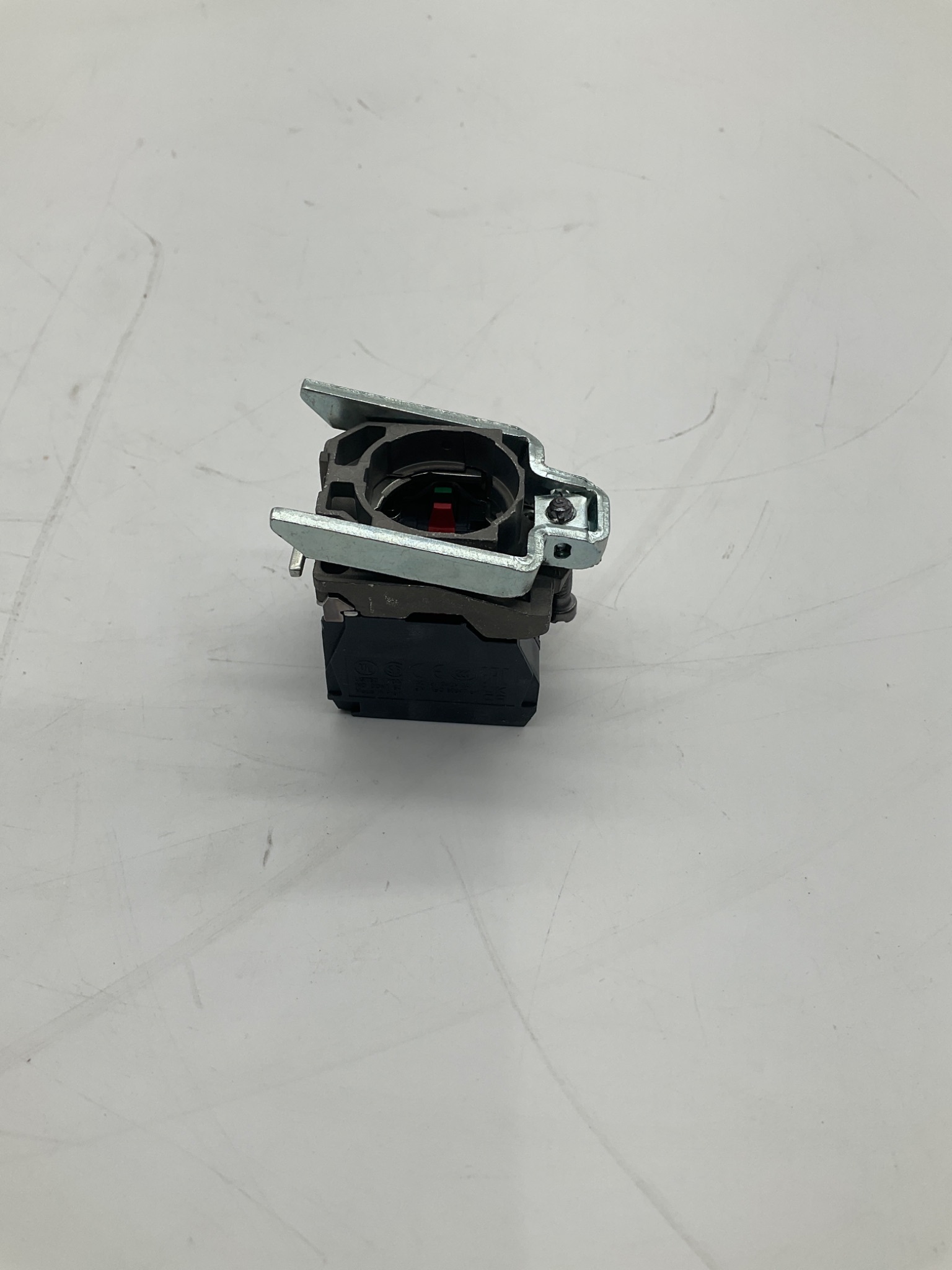 SCHNEIDER ELECTRIC ZB4BZ141 Mounting Collar With Integral LED Block NEW 3