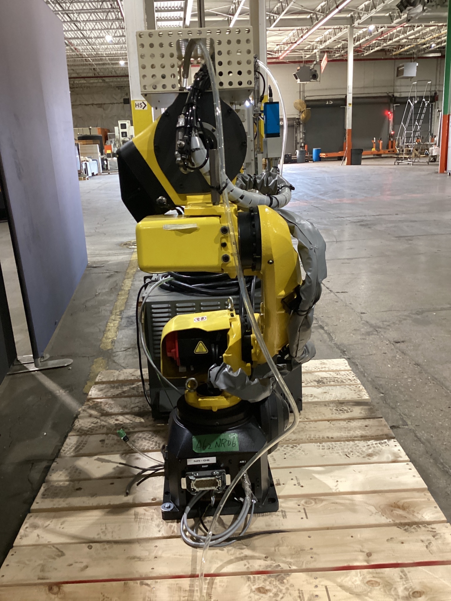 FANUC M-10iD/10L With R-30iB Plus Controller USED 5