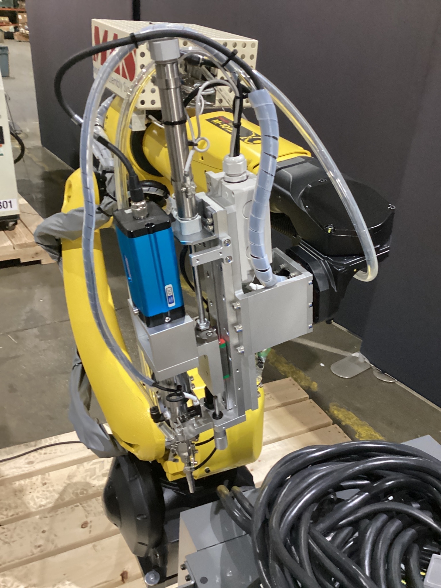FANUC M-10iD/10L With R-30iB Plus Controller USED 8