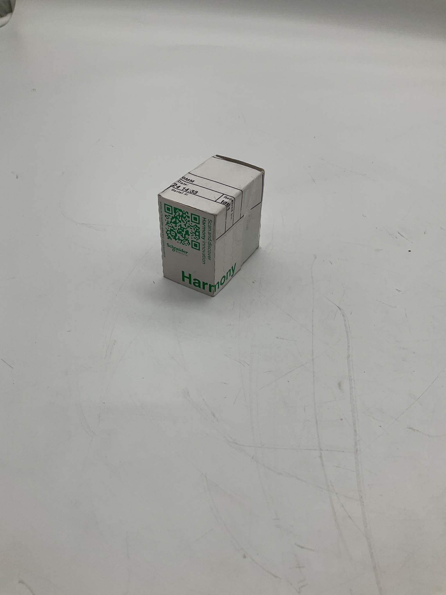SCHNEIDER ELECTRIC ZBZ3605 Padlocking Kit For 22mm Emergency Stop NEW 2