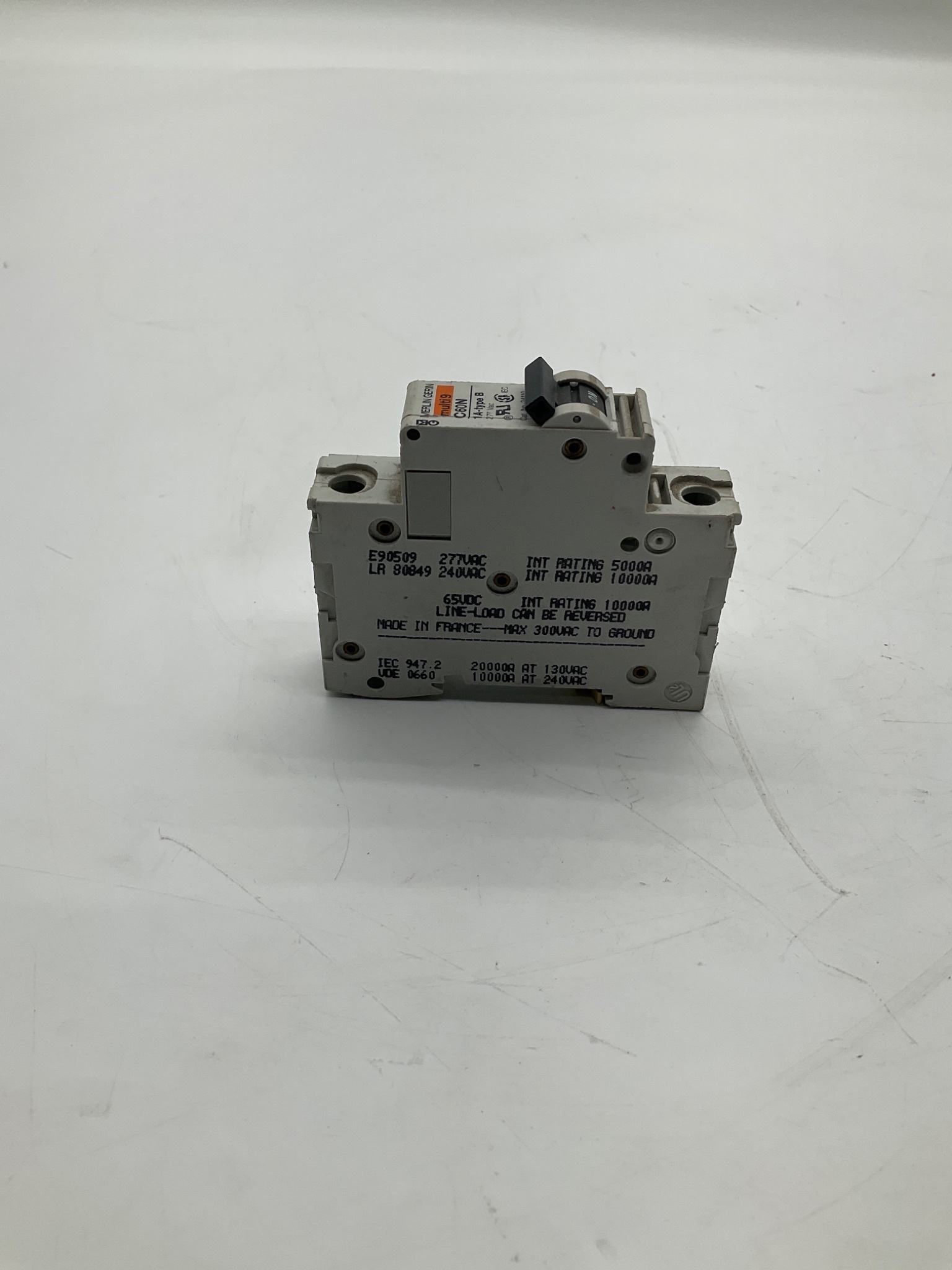 MERLIN GERIN MULTI 9 C60N Type B 1A Circuit Breaker 277VAC USED 1