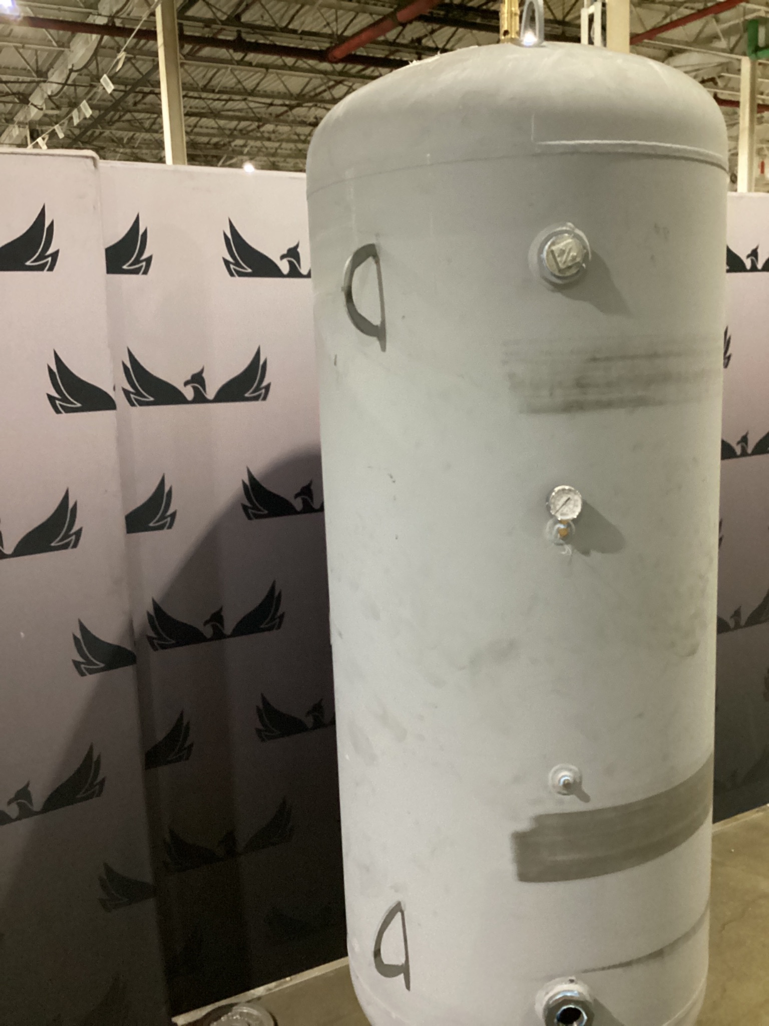 SAMUEL PRESSURE VESSEL GROUP A10055 Vertical Air Receiver Tank USED 2