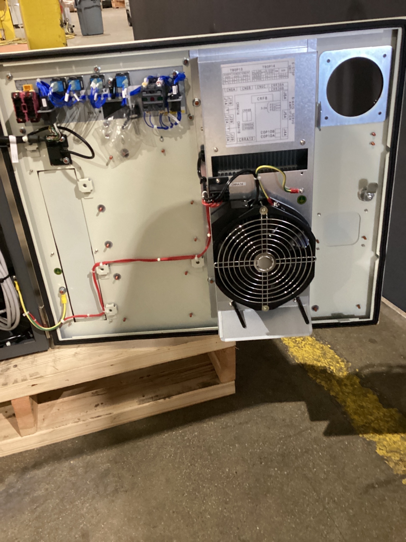 FANUC M-10iD/10L With R-30iB Plus Controller USED 4