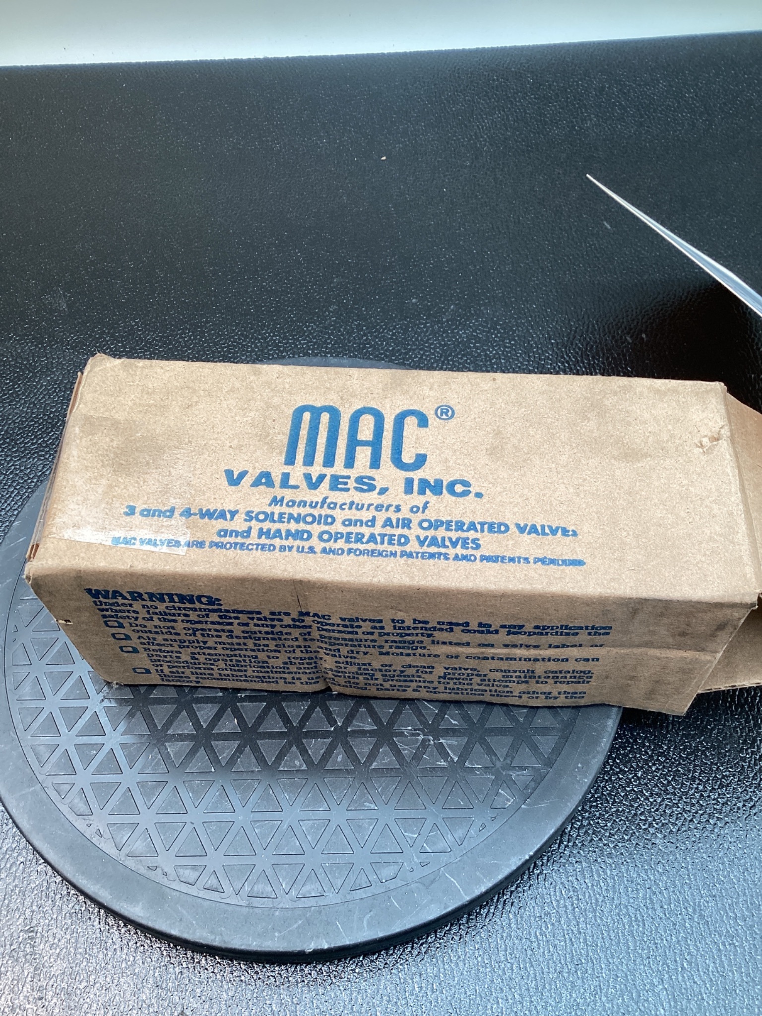 MAC 6333D-000-PM-501DA 4-WAY SOLENOID VALVE 24VDC NEW 0