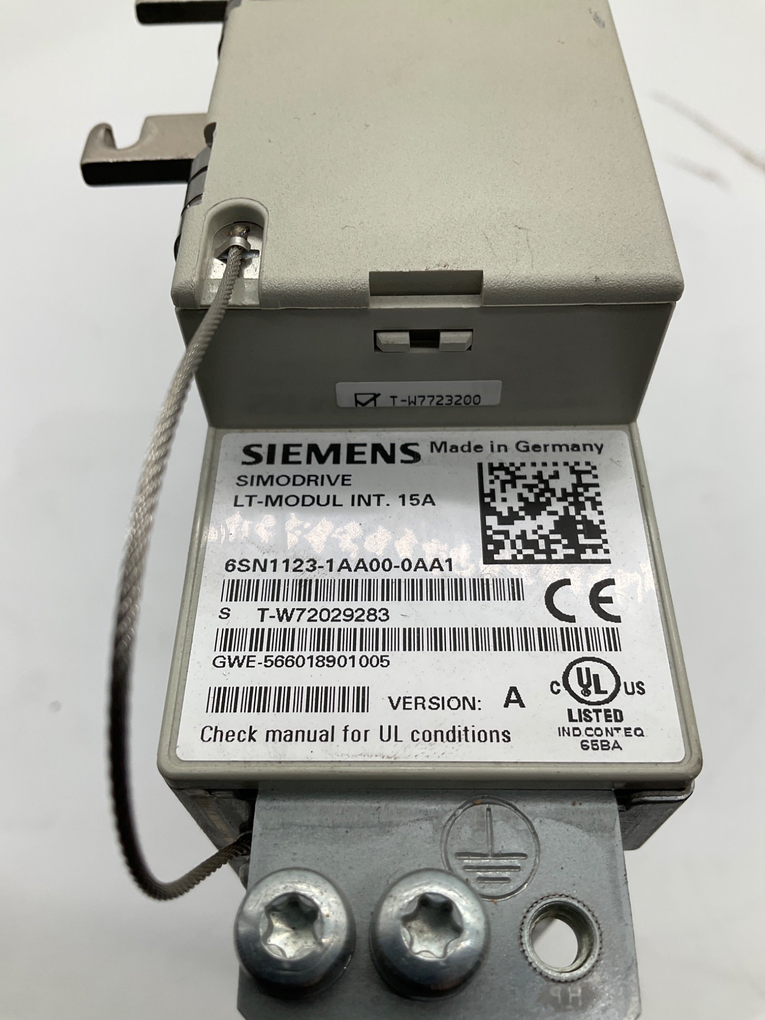 SIEMENS 6SN1123-1AA00-0AA1 SIMODRIVE LT Module INT. 15A USED 5