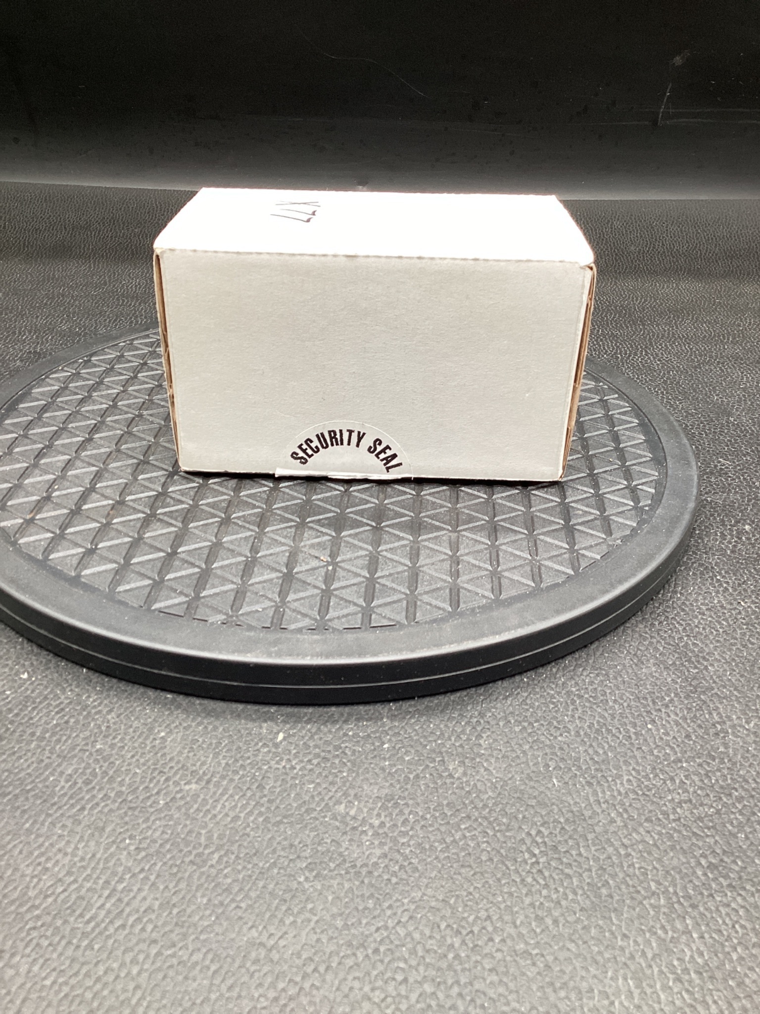 KONNECT-IT KN-T12GRY Gray Feed Through Terminal Block 12 AWG 600V (Box of 77) NEW 0