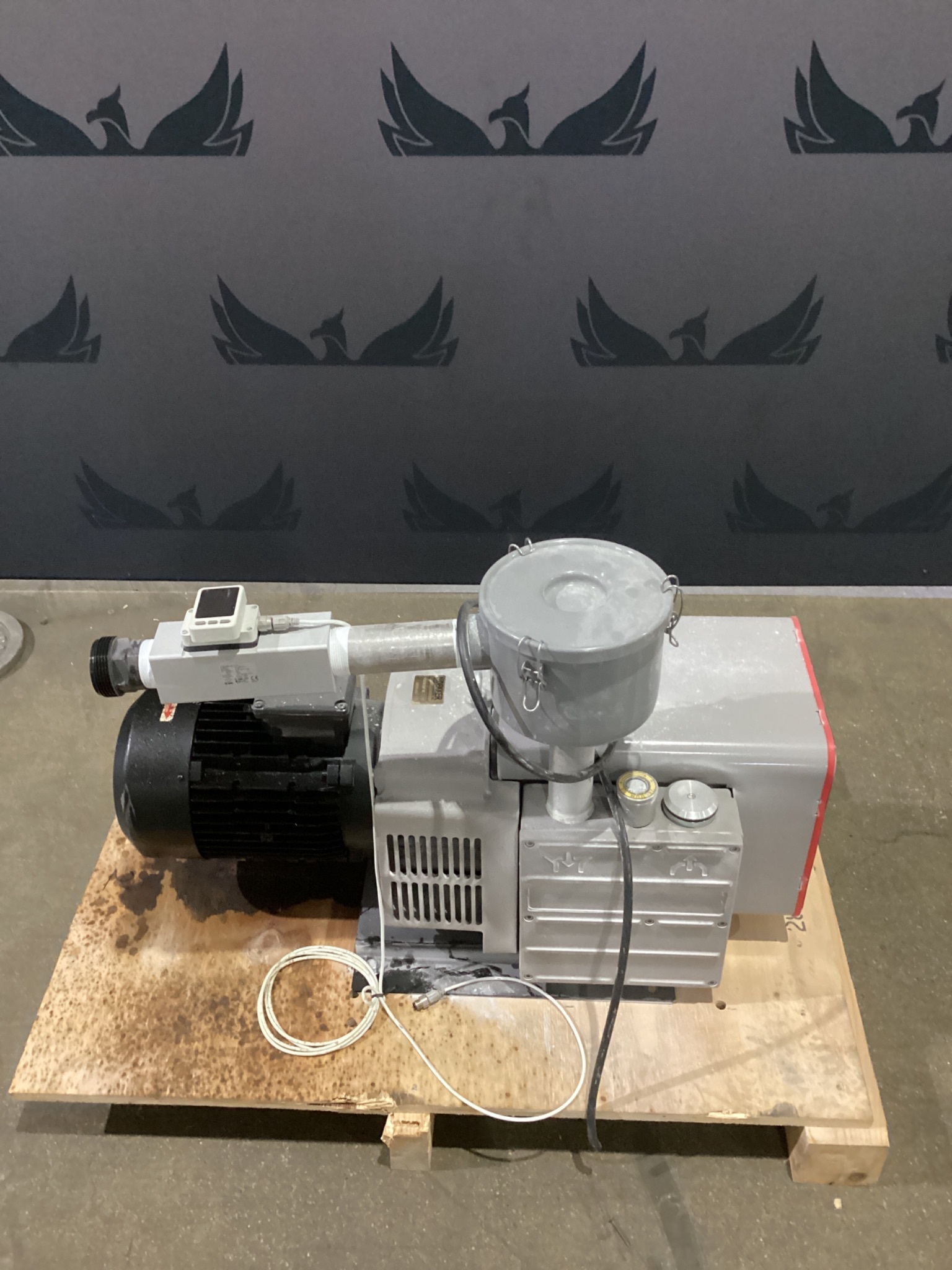 DEKKER 98150237SG Vacuum Pump 5.5HP USED 0