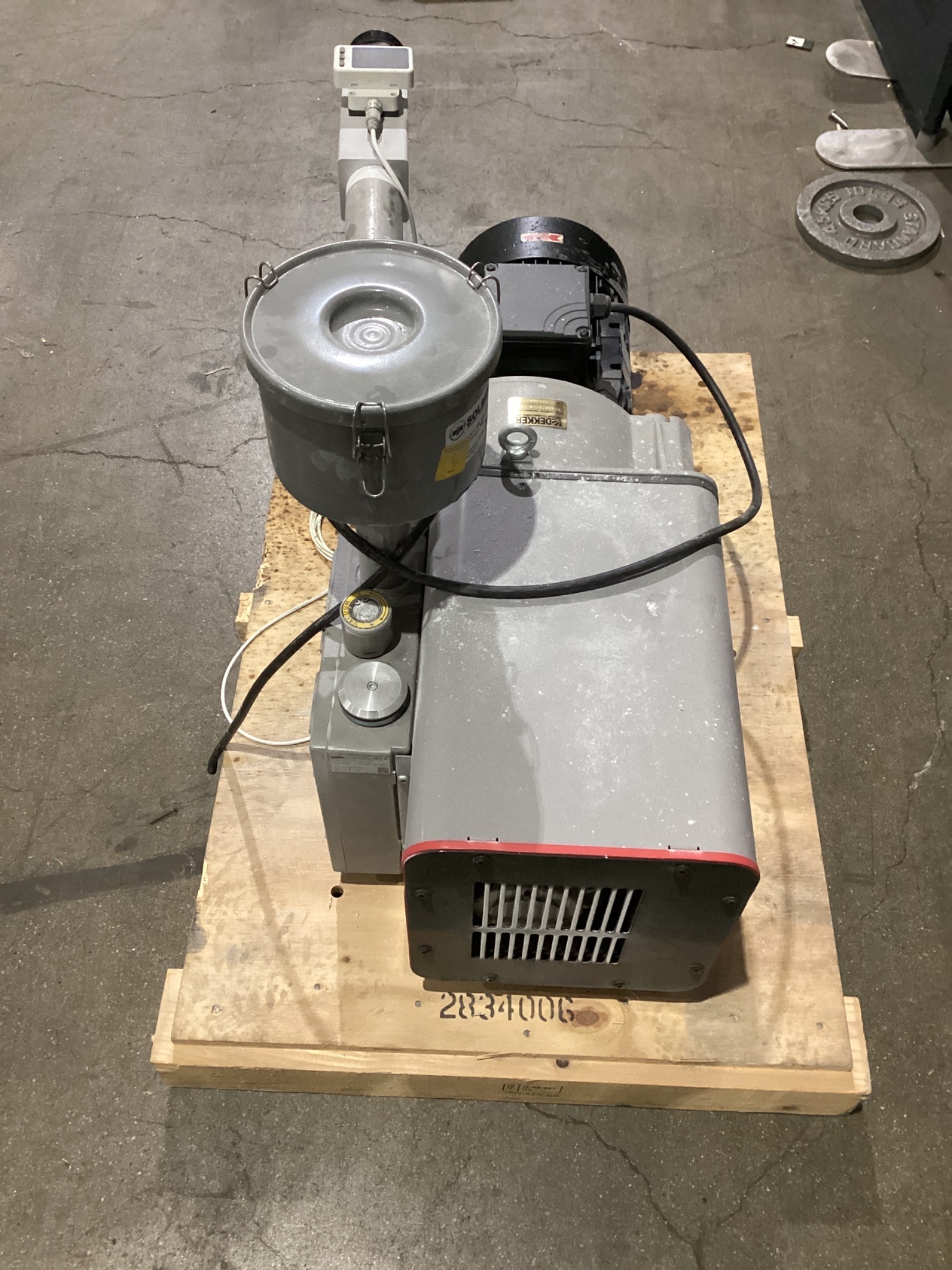 DEKKER 98150237SG Vacuum Pump 5.5HP USED 1