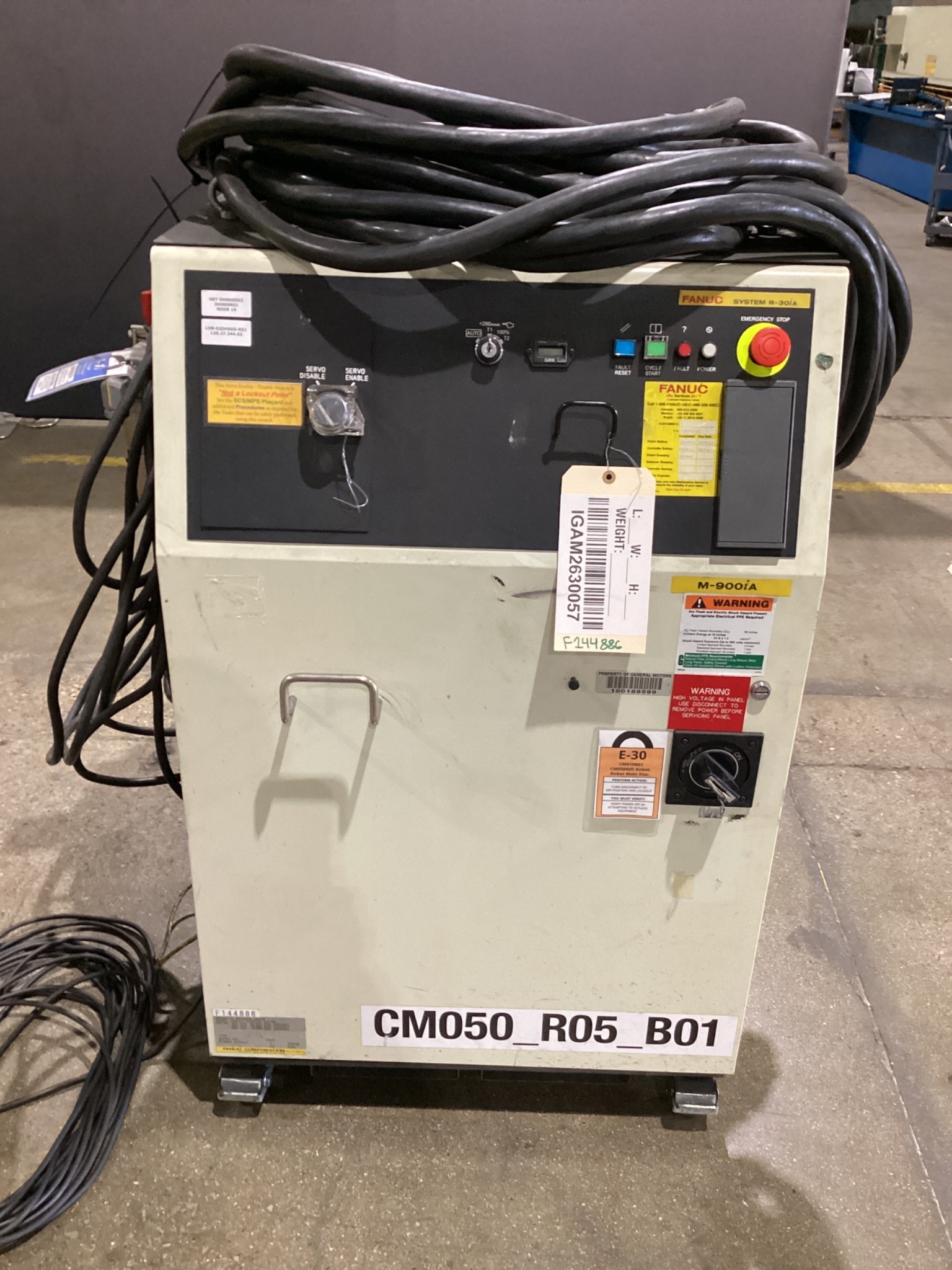 FANUC M-900iA/260L Complete With R-30iA Controller USED 6
