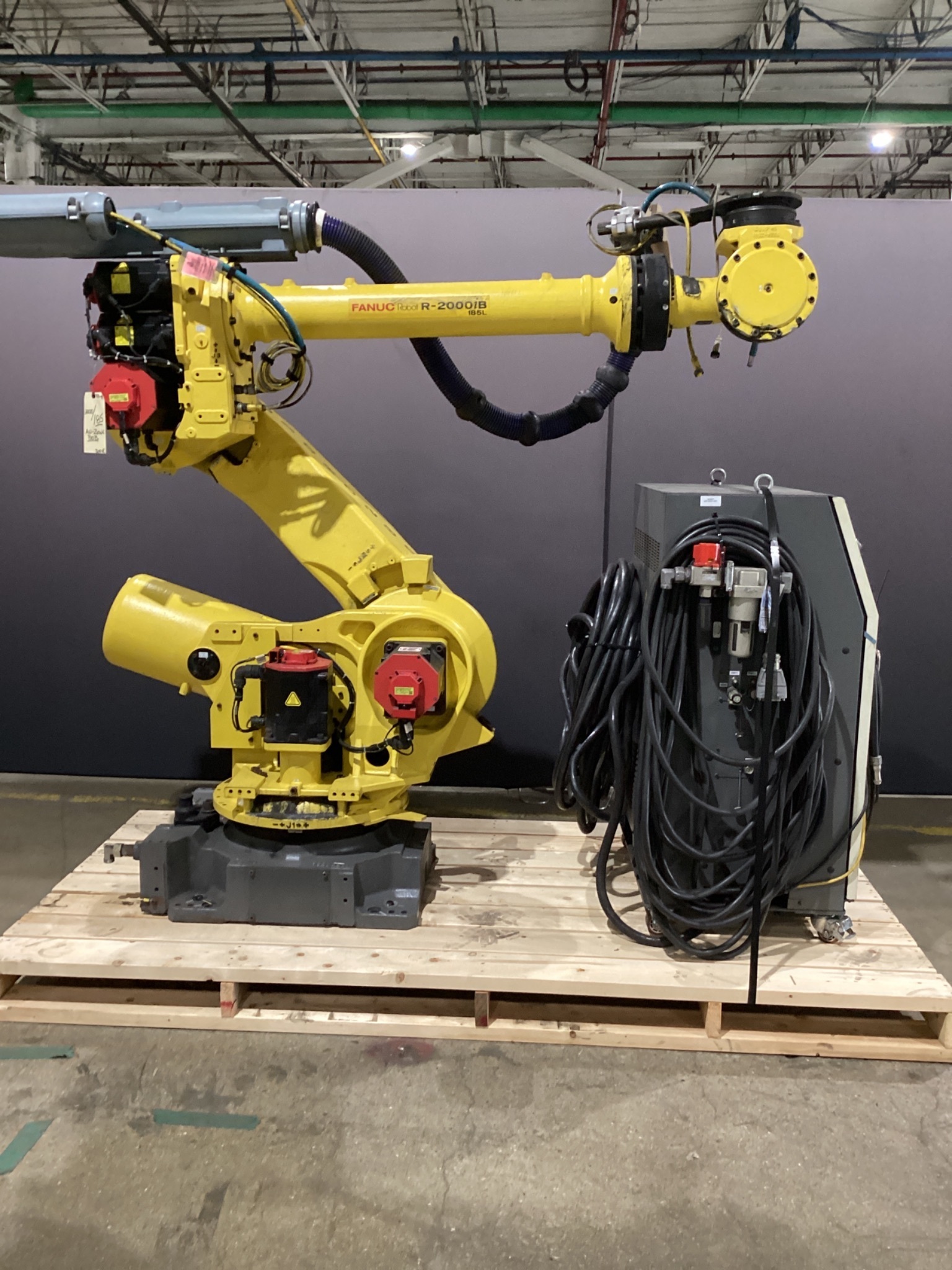 FANUC R-2000iB/185L Complete With R-30iA Controller USED 0