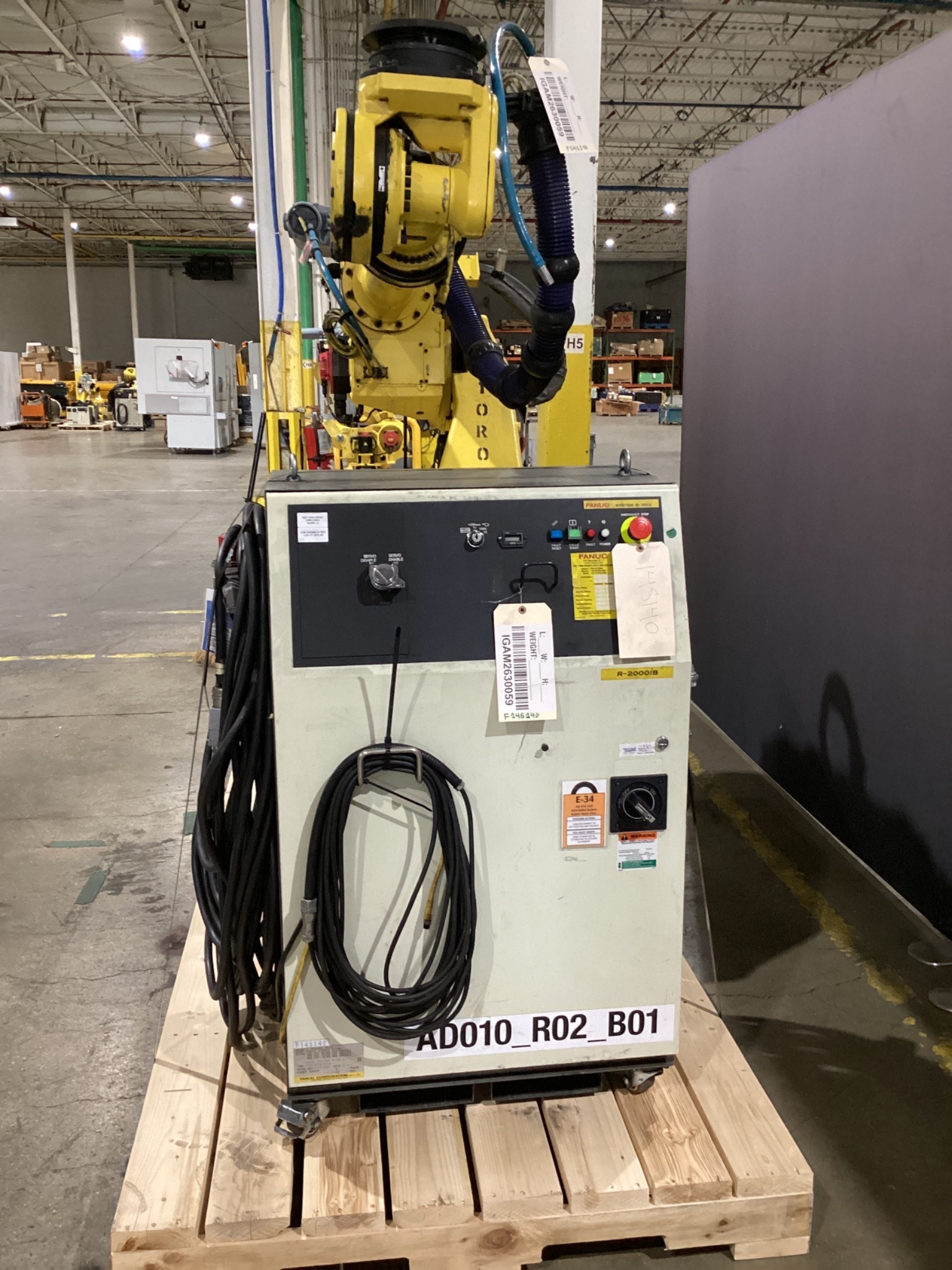 FANUC R-2000iB/185L Complete With R-30iA Controller USED 1