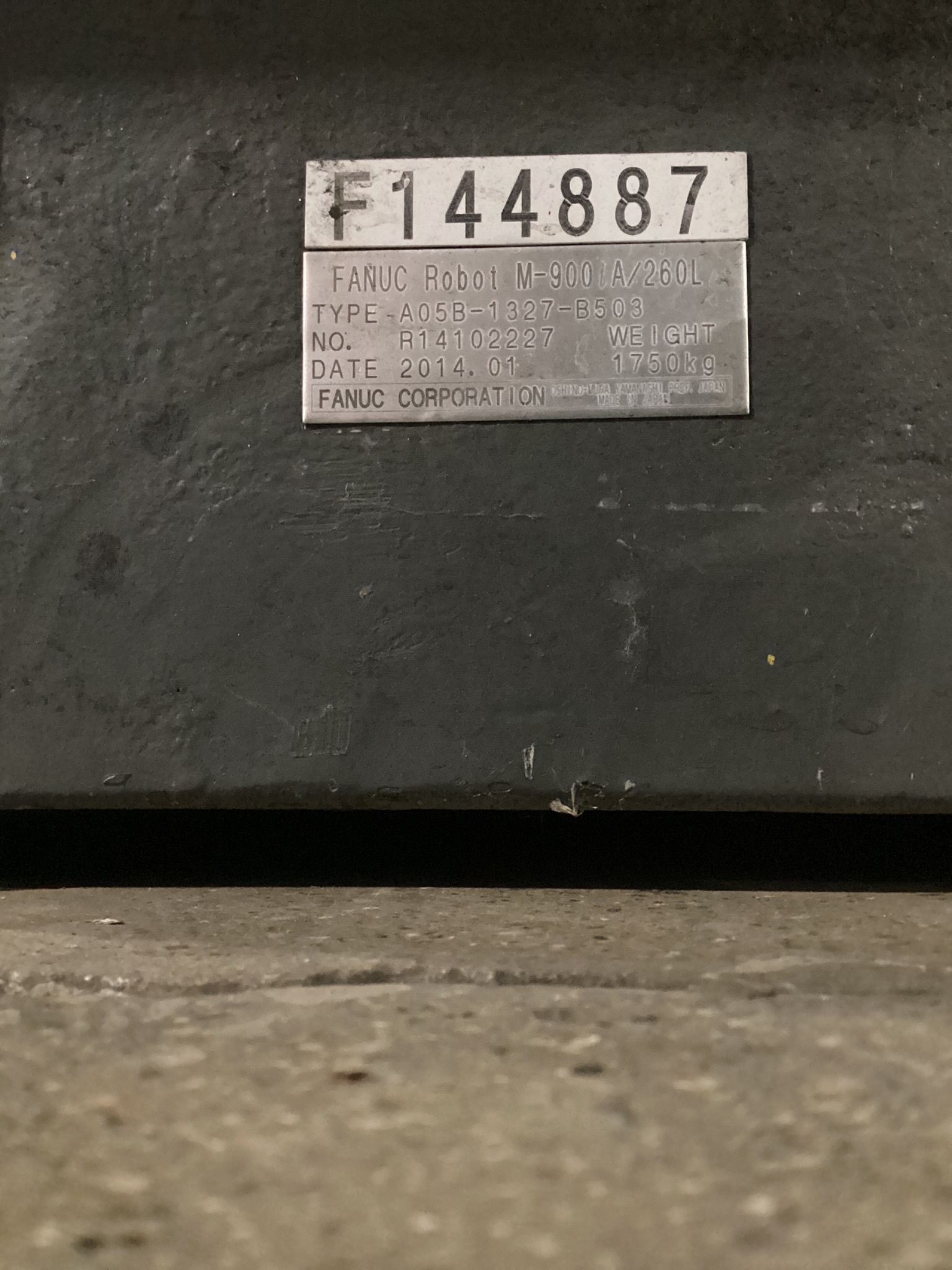 FANUC M-900iA/260L Complete With R-30iA Controller USED 8