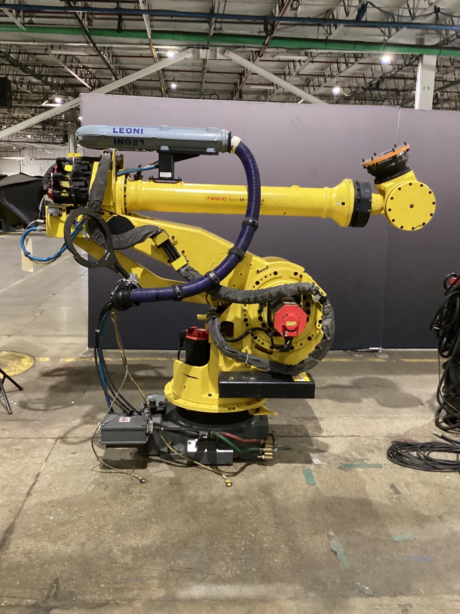 FANUC M-900iA/260L Complete With R-30iA Controller USED 10