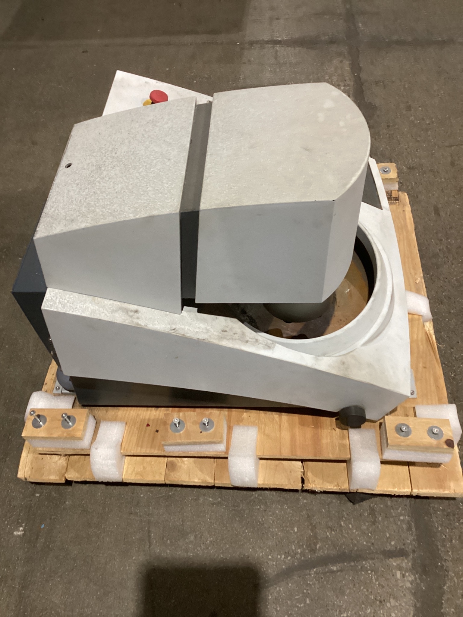 STRUERS 06036127 TegraMin-30 Automatic Grinding & Polishing Machine USED 1