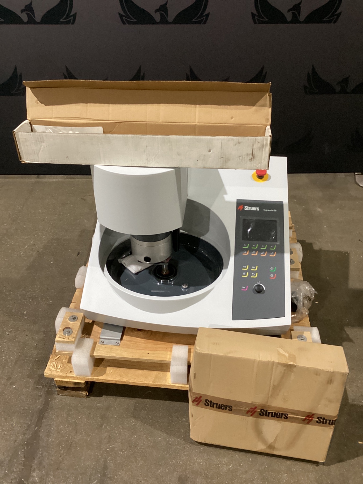 STRUERS 06036127 TegraMin-30 Automatic Grinding & Polishing Machine NEW 1
