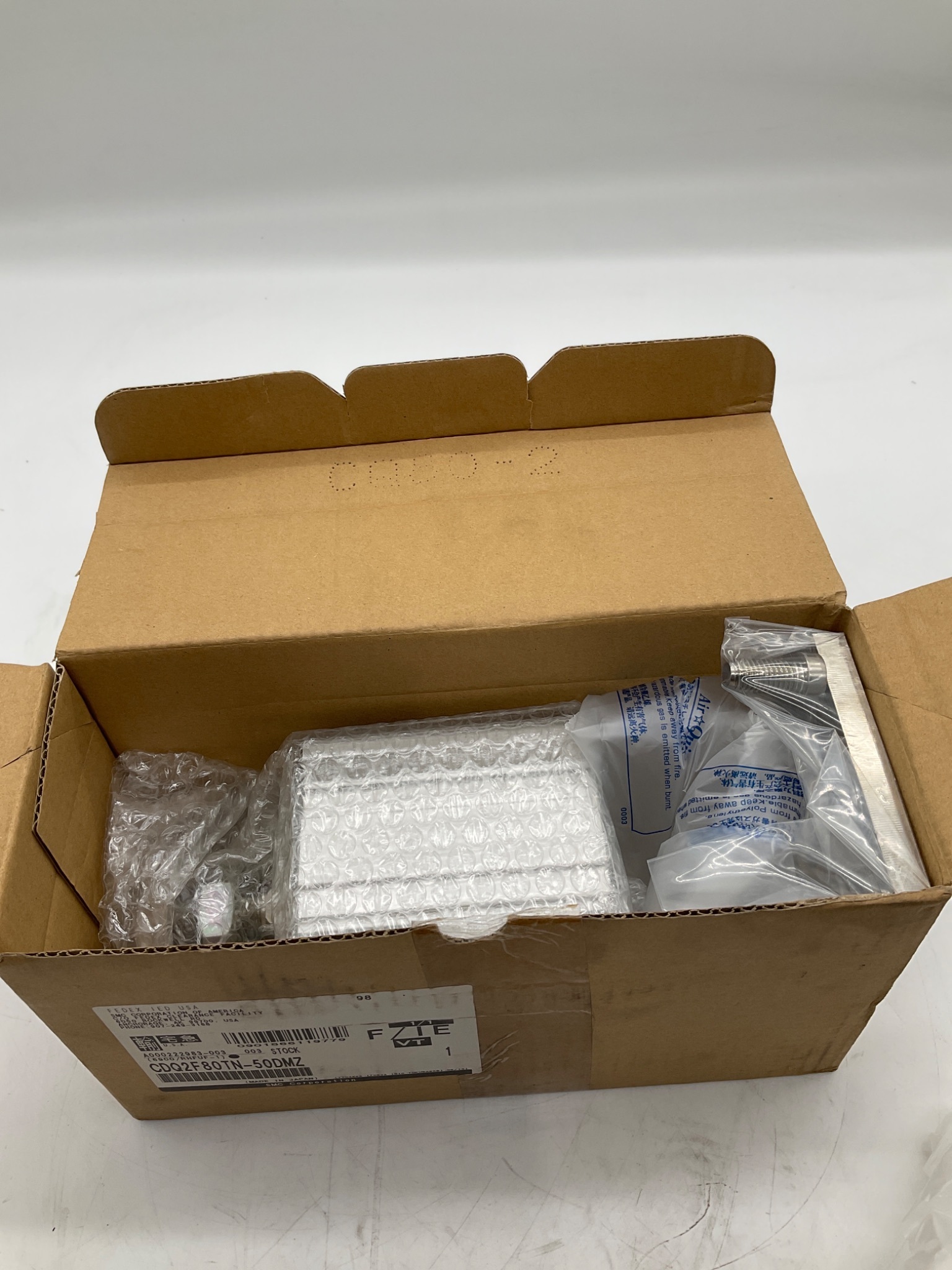 SMC CDQ2F80TN-50DMZ Compact Pneumatic Cylinder 80mm Bore 50mm Stroke NEW 3