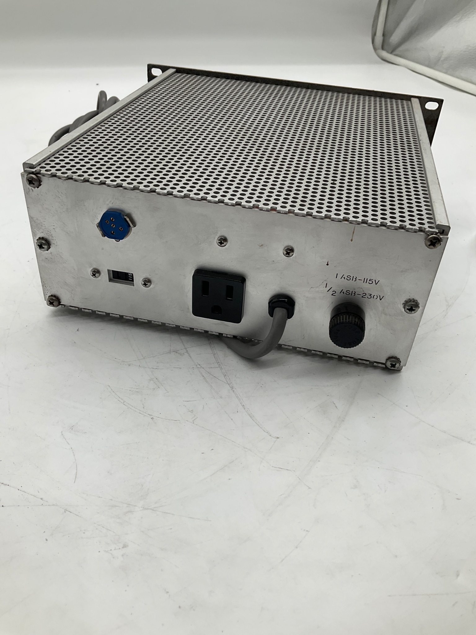 MKS 260PS-1SPPC Rack Mount Power Supply USED 4