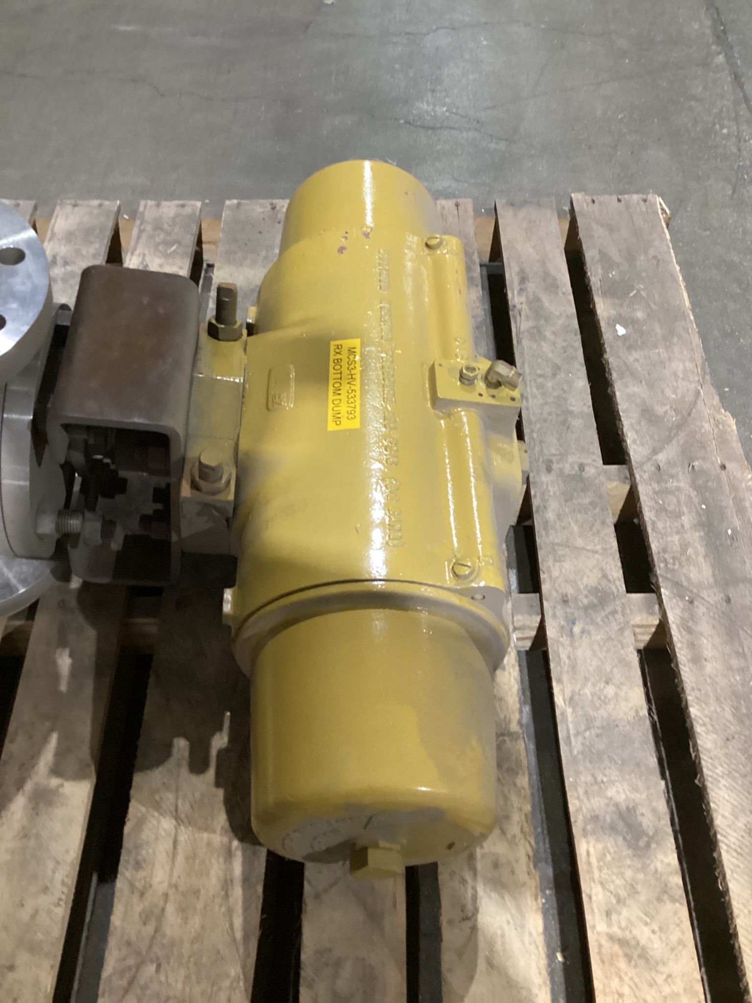 HYTORK EIA-2585-S80-300 Pneumatic Actuated Ball Valve Assembly USED 1