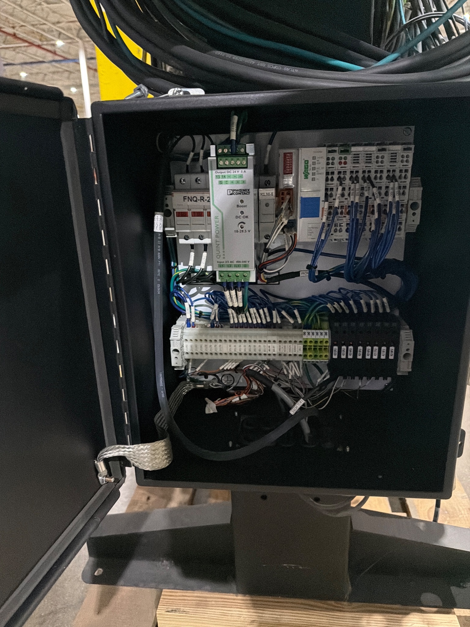 Atlas Copco 62897B Industrial Tightening Control System 480V USED 7
