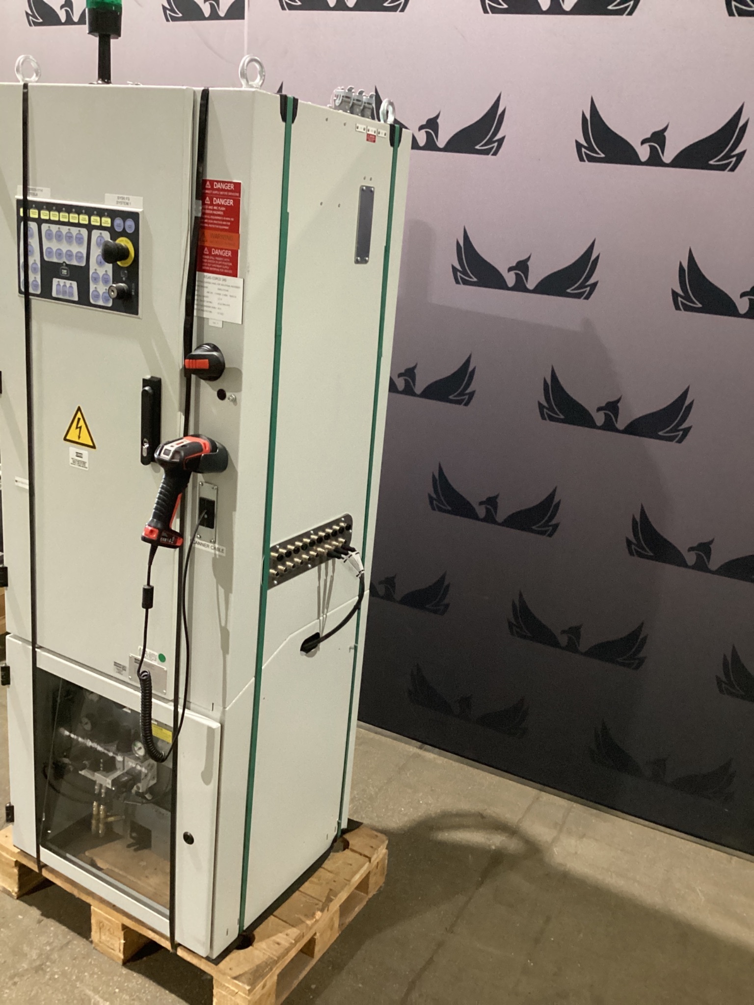 ATLAS COPCO IAS 90903.570140 Industrial Control Panel 10kW USED 2