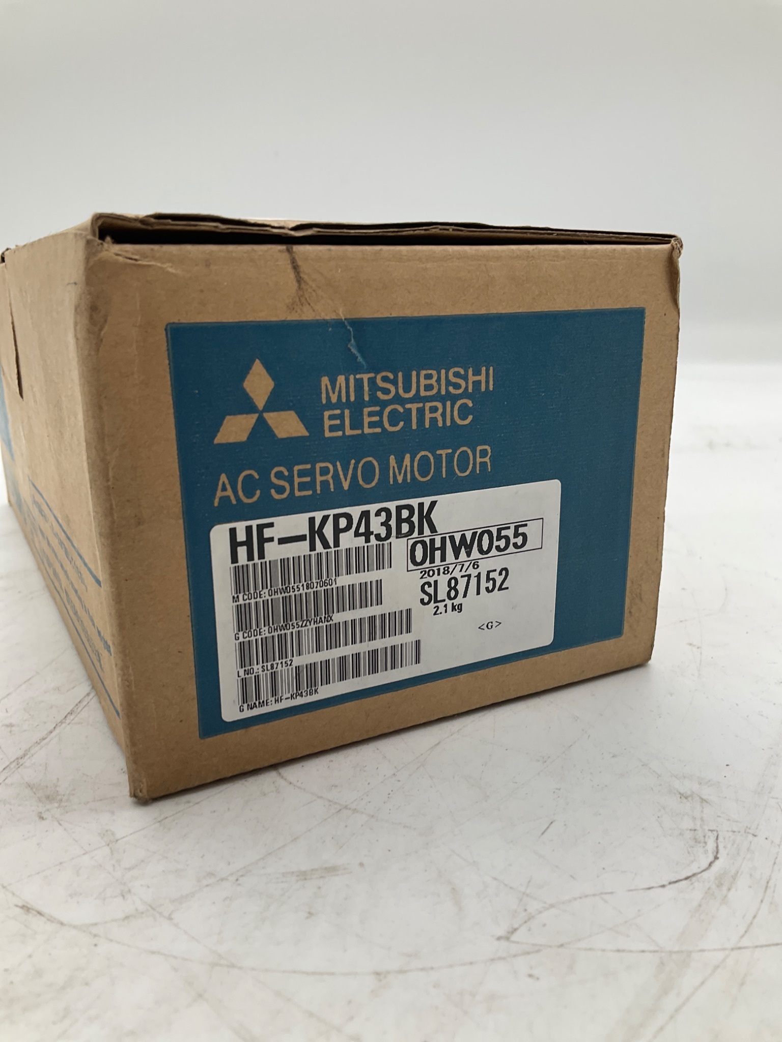 MITSUBISHI ELECTRIC HF-KP43BK AC Servo Motor 400W 3000 RPM NEW 4