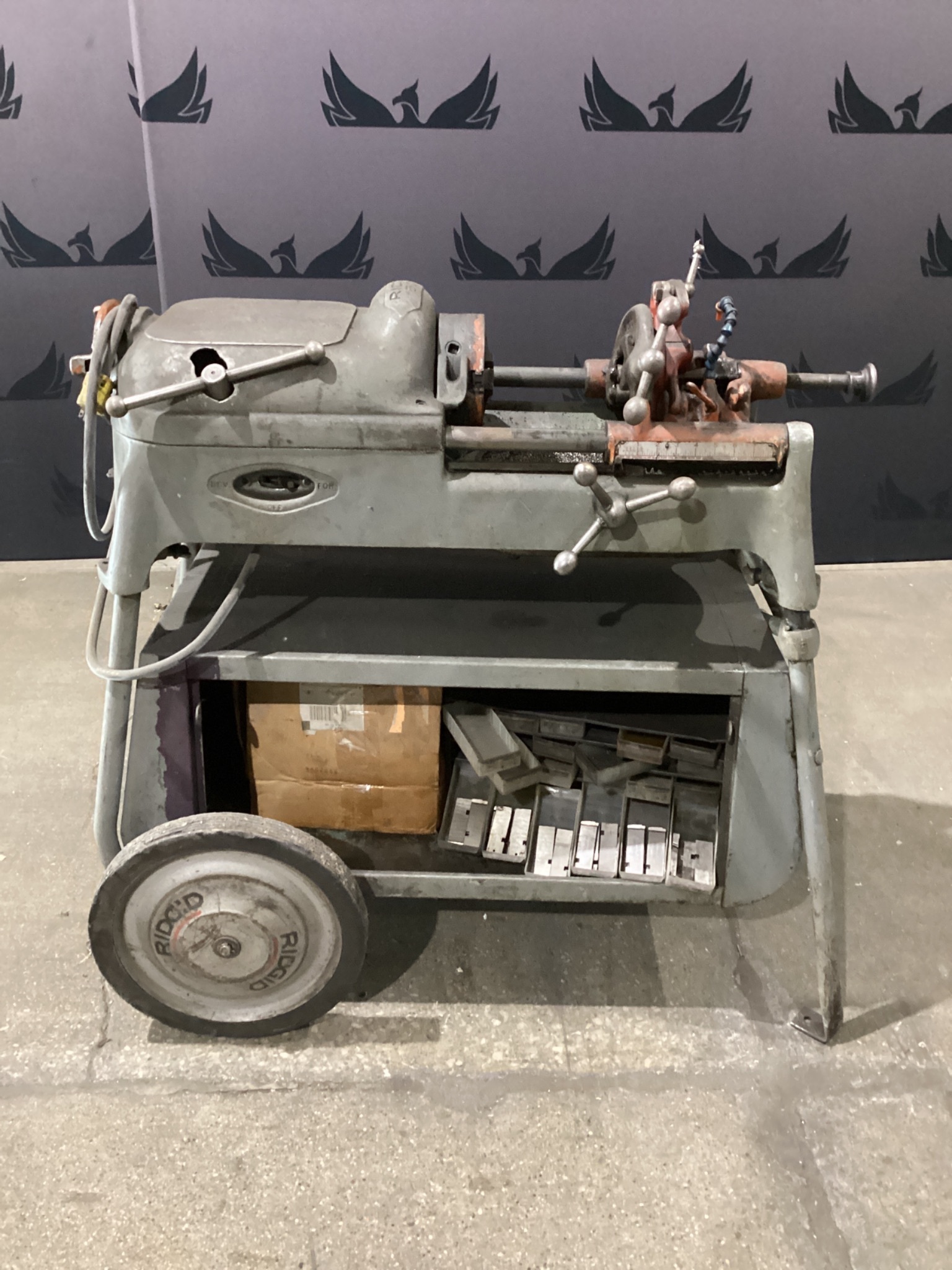 RIDGID 500 Pipe Threading Machine With Stand USED 0