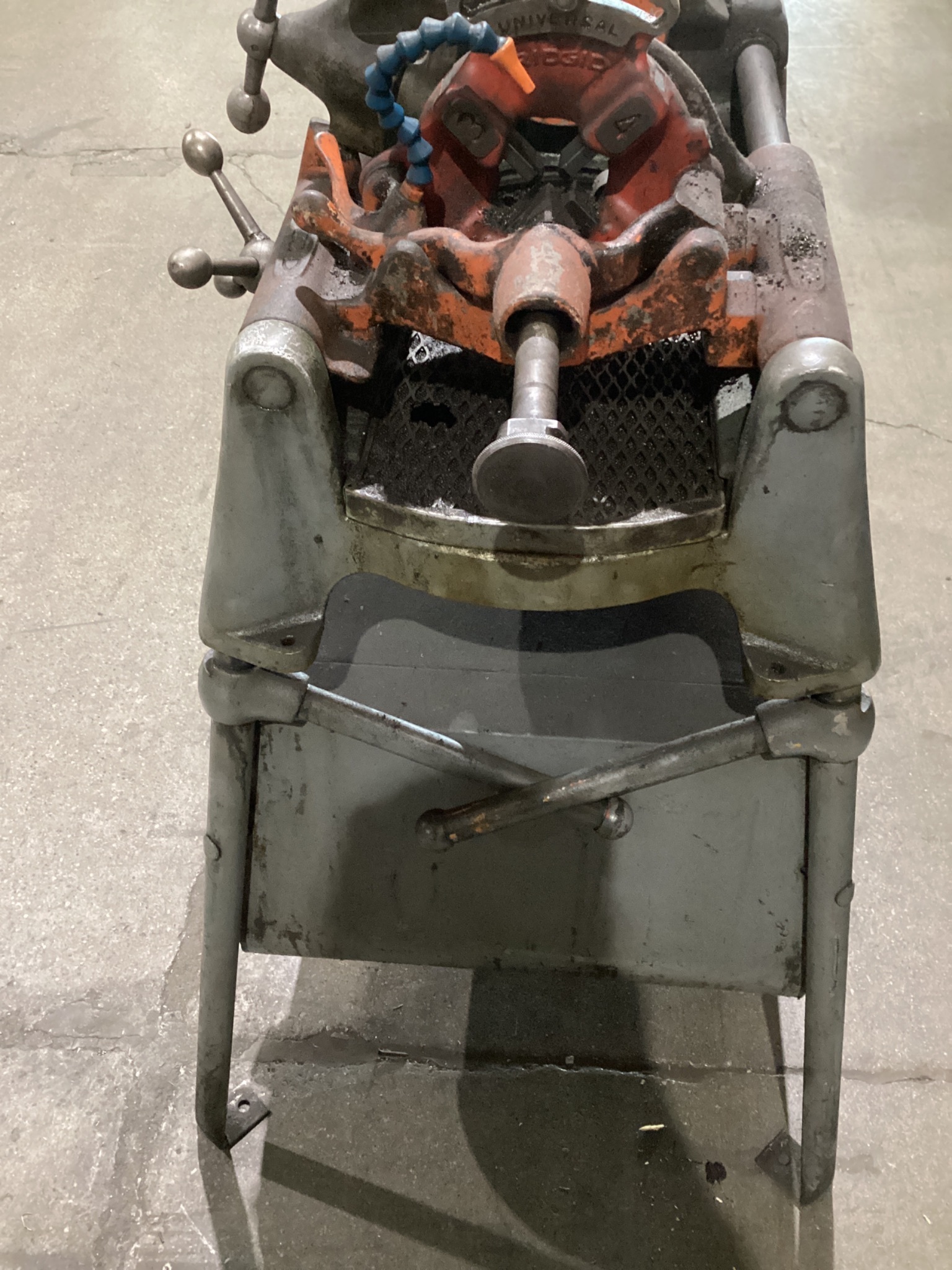 RIDGID 500 Pipe Threading Machine With Stand USED 2