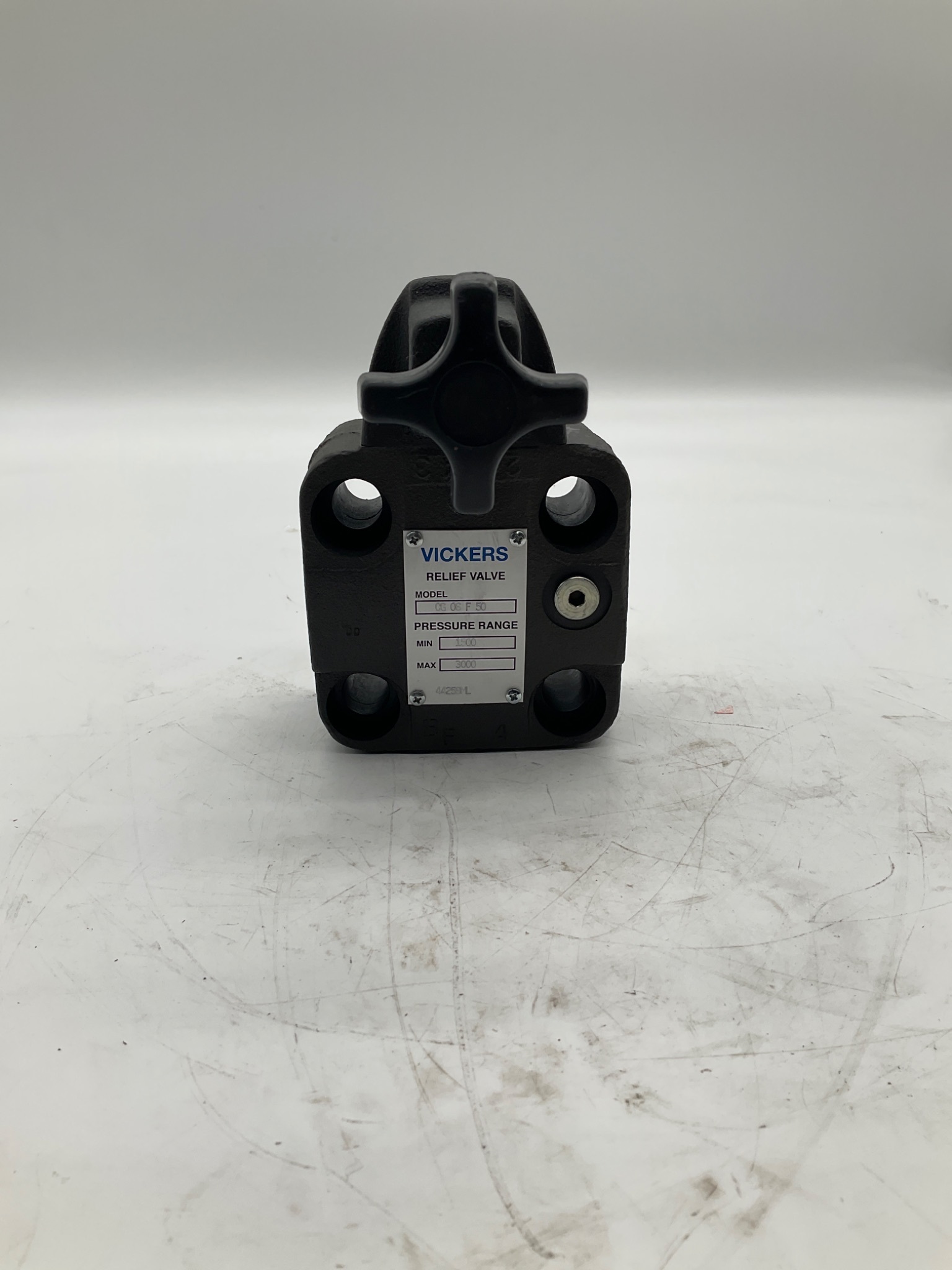 VICKERS CG 06 F 50 Relief Valve 1500-3000 PSI NEW 0