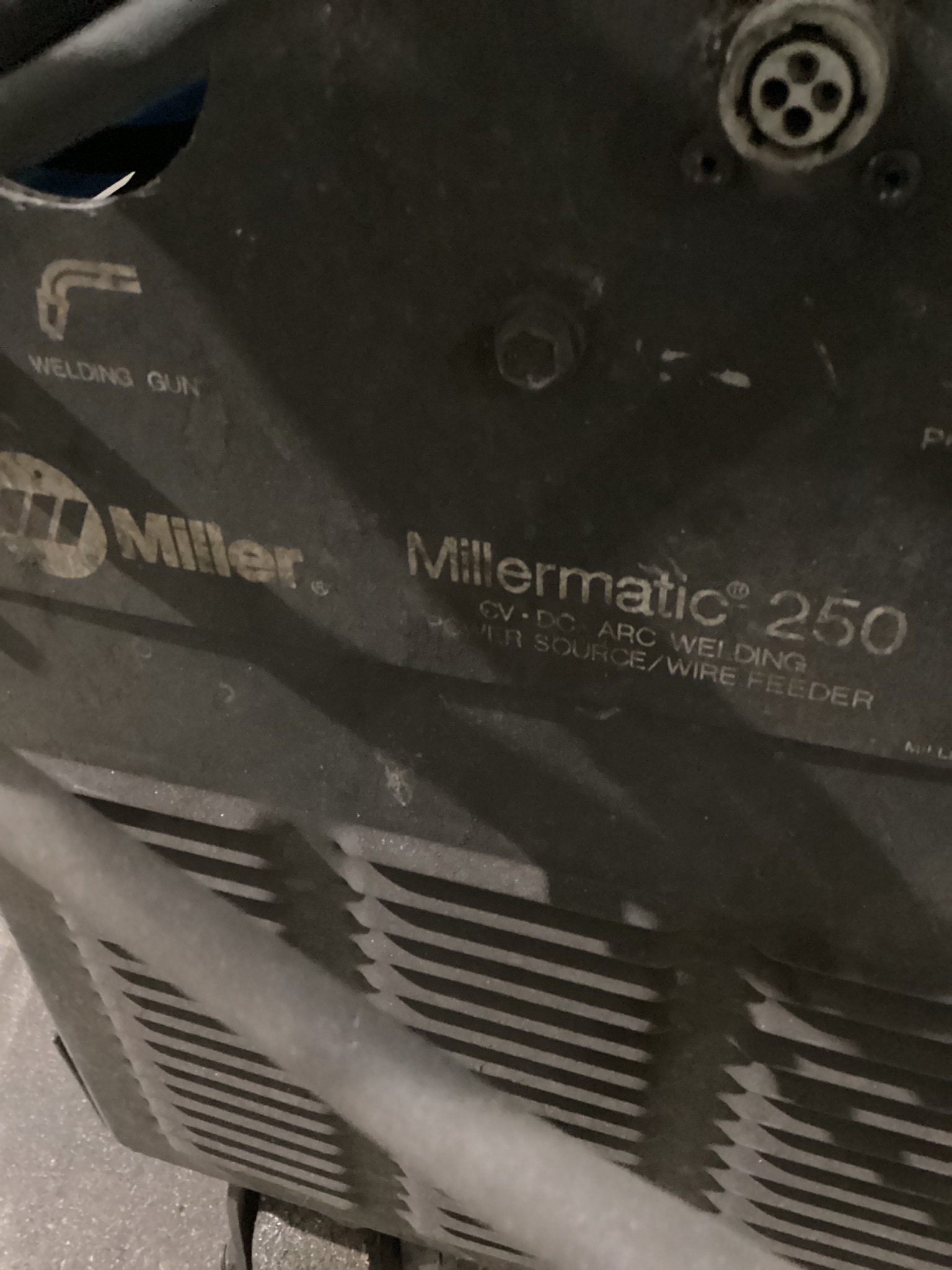 MILLER MILLERMATIC 250 MIG Welder With S-22A Wire Feeder USED 1
