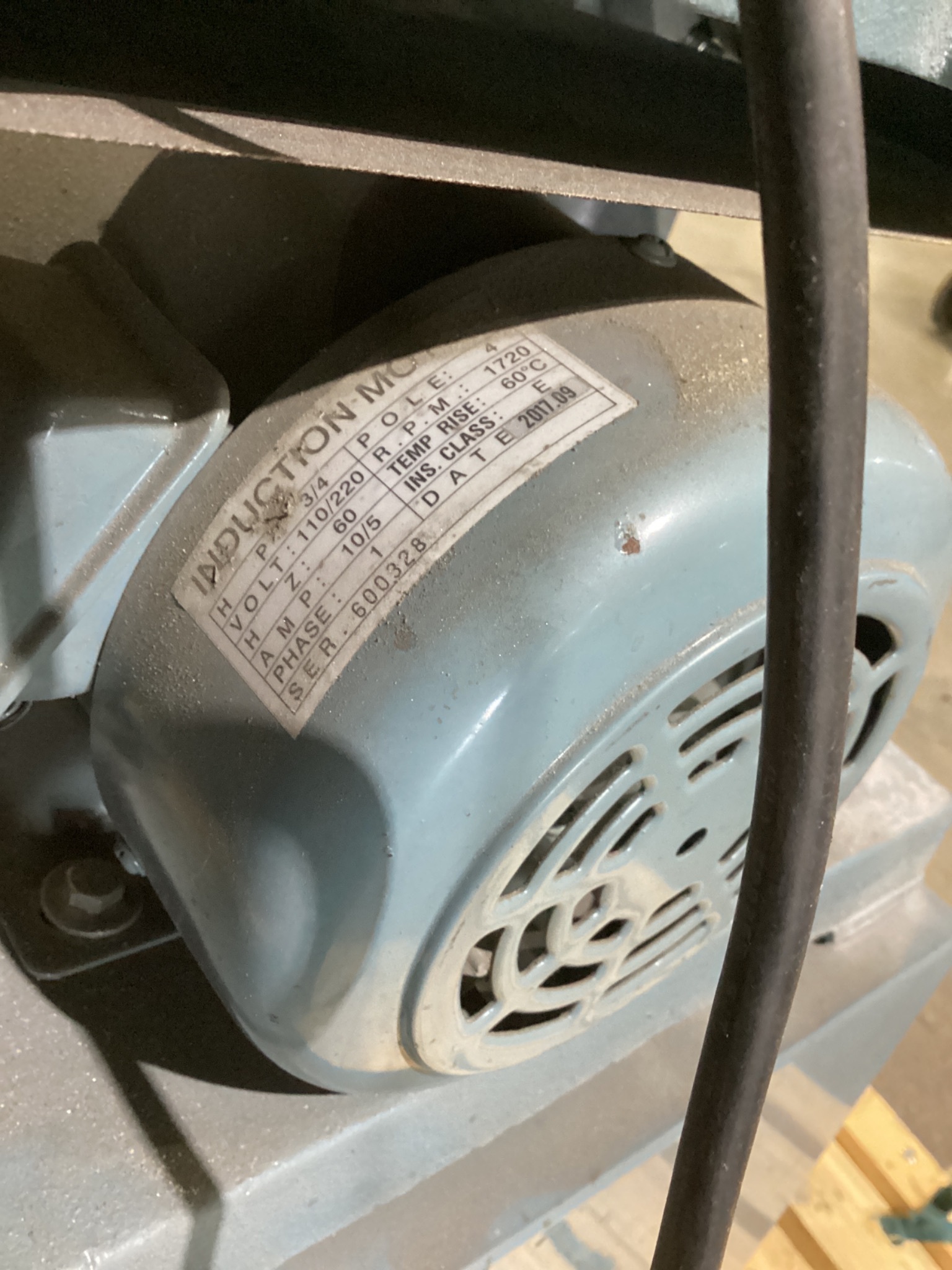 6 In x 48 In Belt And 9 In Disc Sander With Stand USED 6