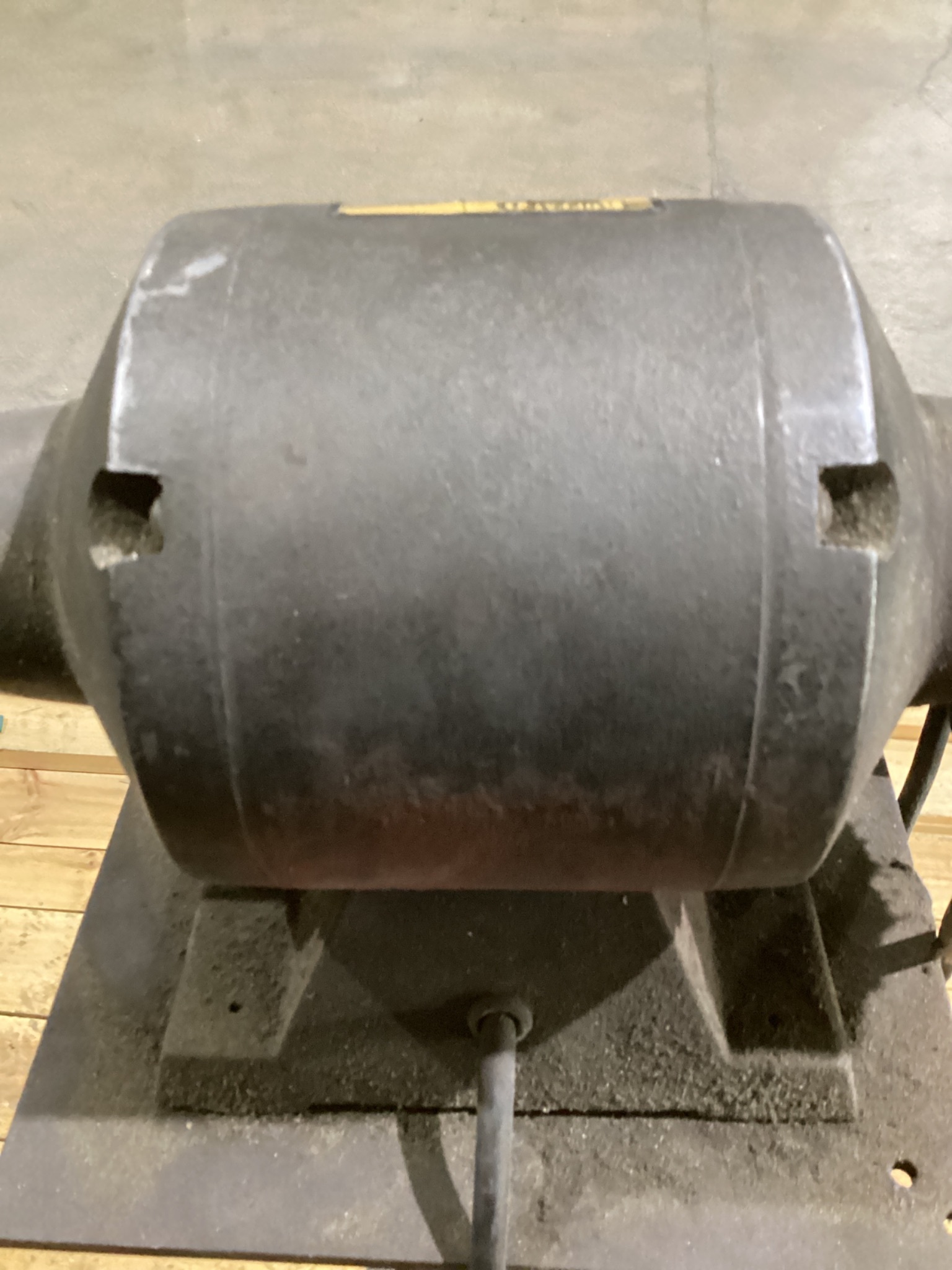 BUFFALO B-6CB 6 In Bench Grinder 1/2 HP 3450 RPM USED 3