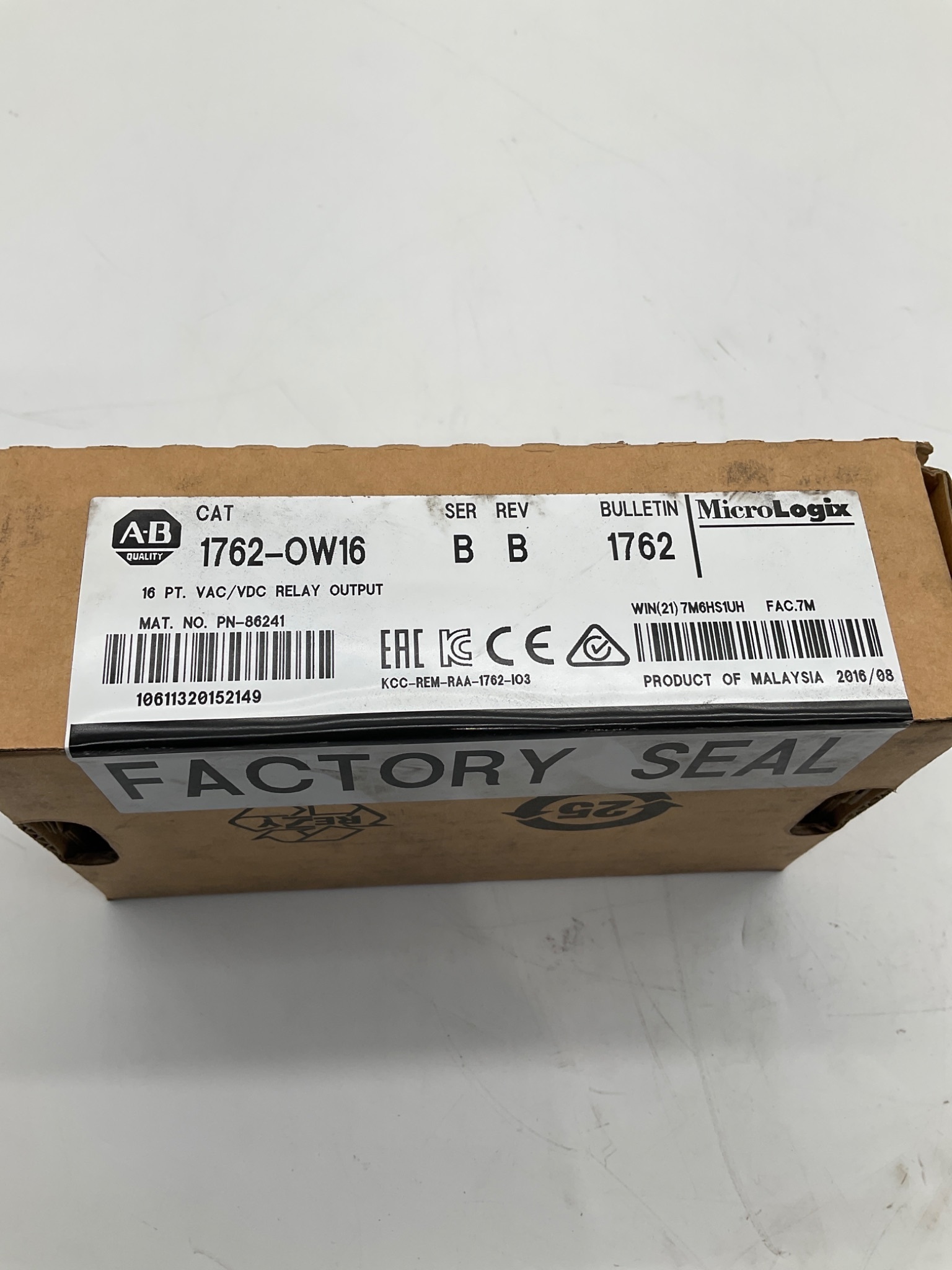ALLEN-BRADLEY 1762-OW16 MicroLogix 16 Point Relay Output Module NEW 1