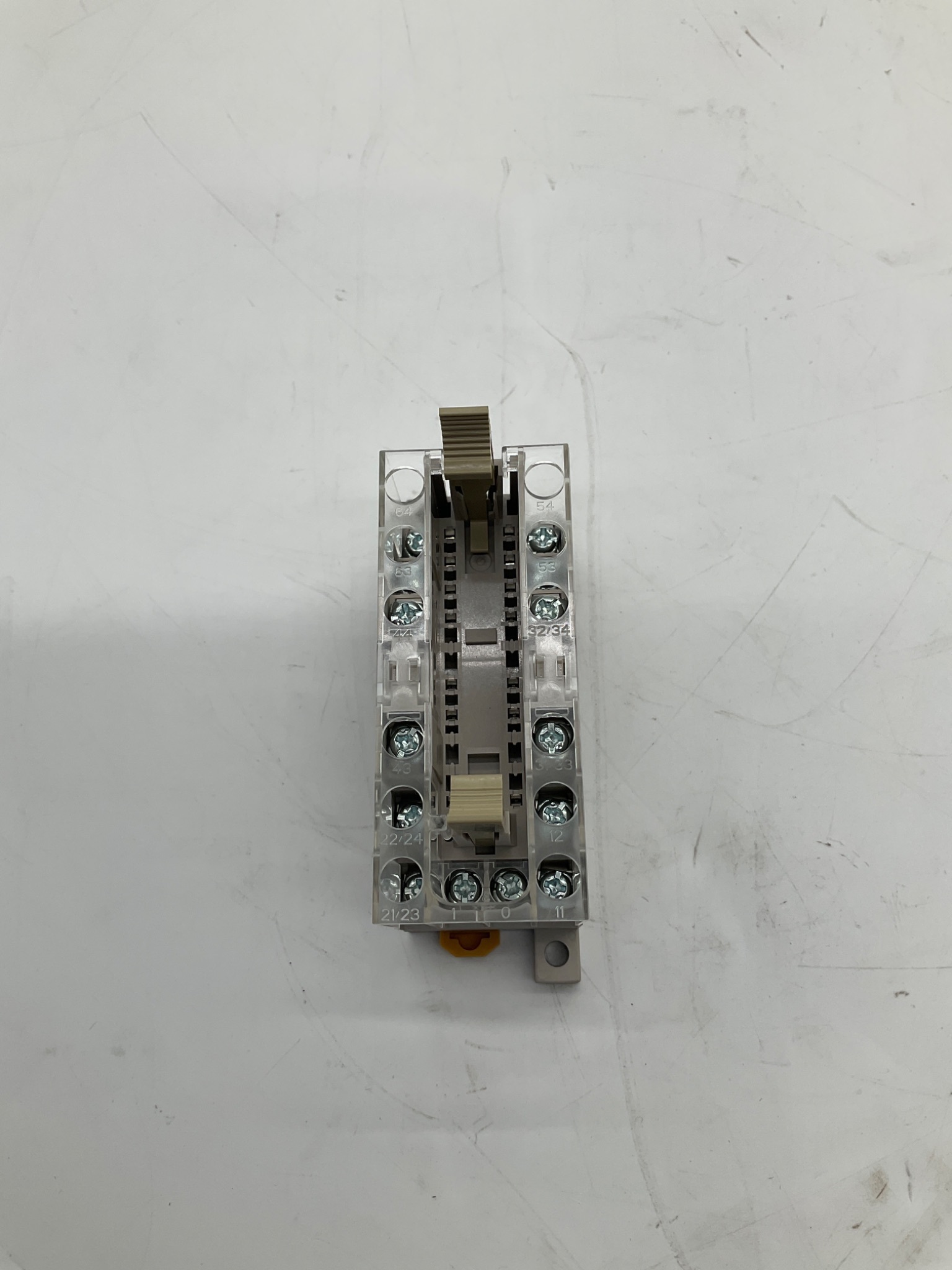 OMRON P7SA-14F Relay Socket USED 1