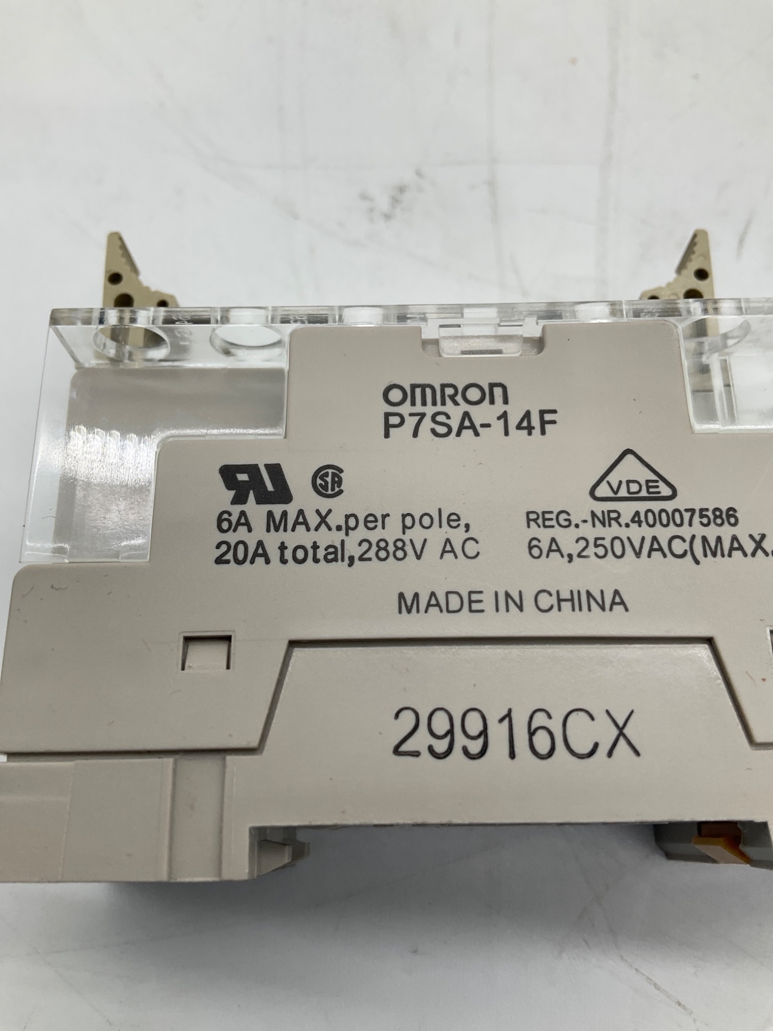 OMRON P7SA-14F Relay Socket USED 4