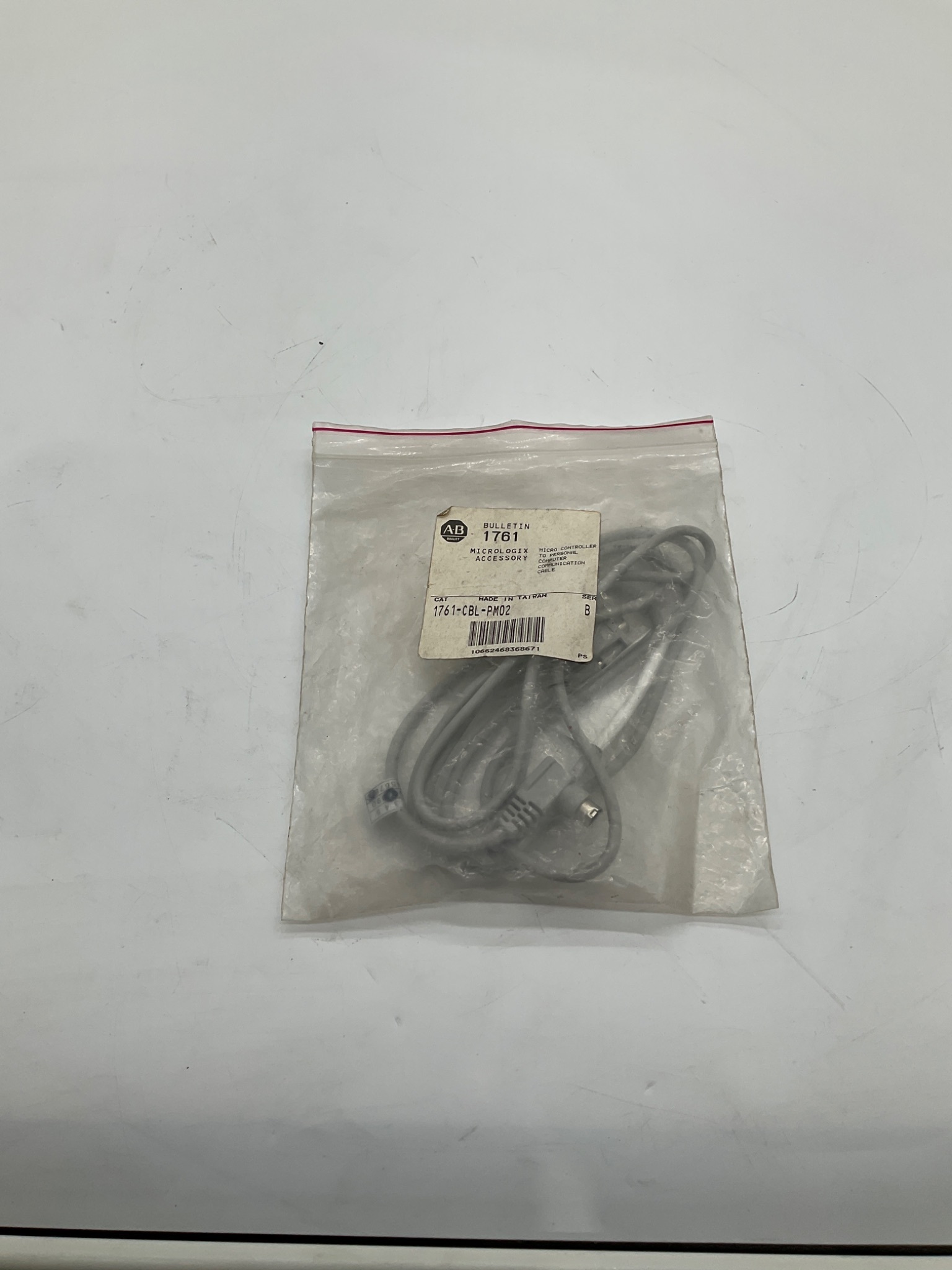 ALLEN-BRADLEY 1761-CBL-PM02 MicroLogix Programming Cable NEW 0