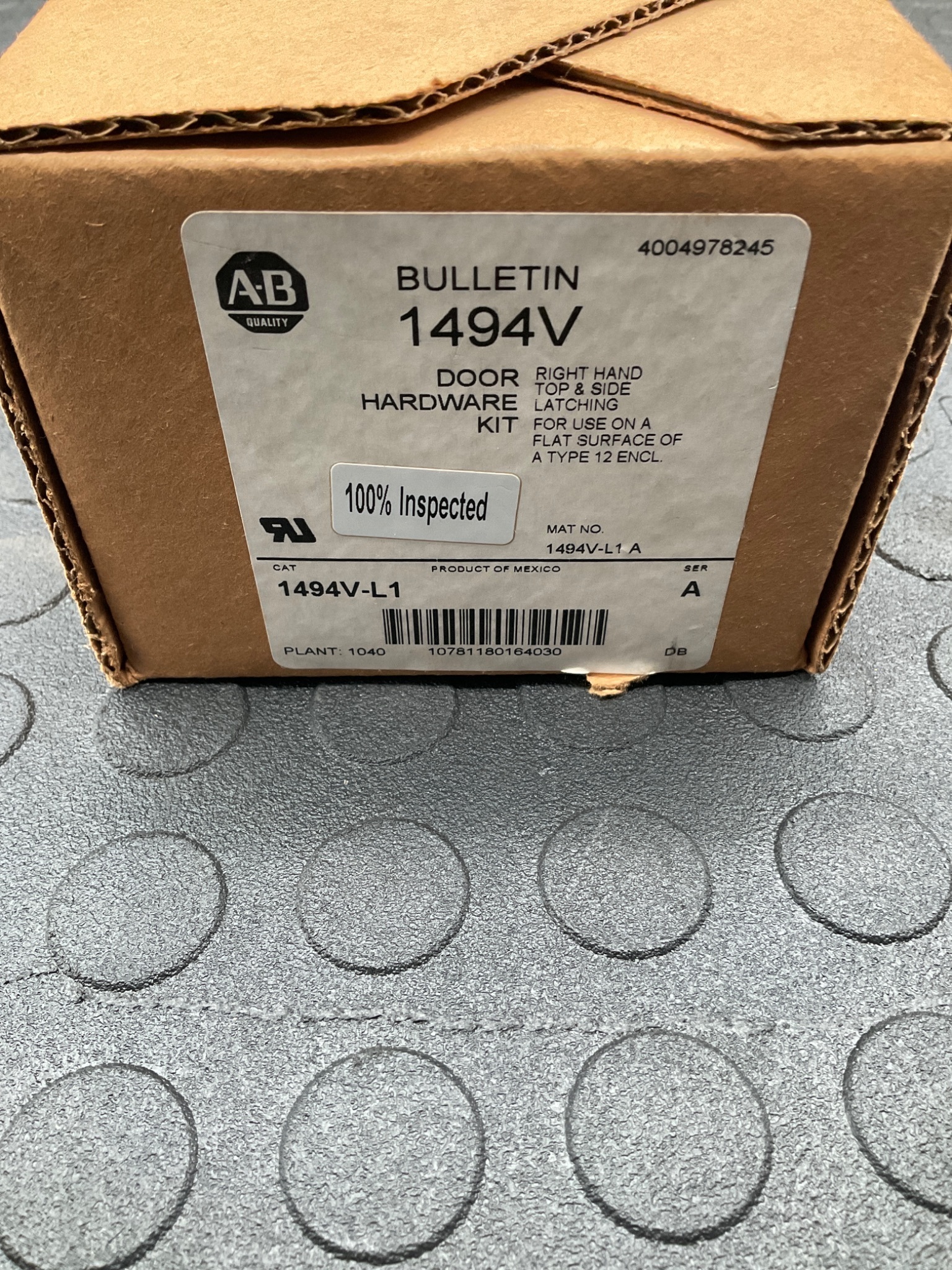 ALLEN BRADLEY 1494V-L1 Door Hardware Kit RH Top & Side Latching Ser. A NEW 1