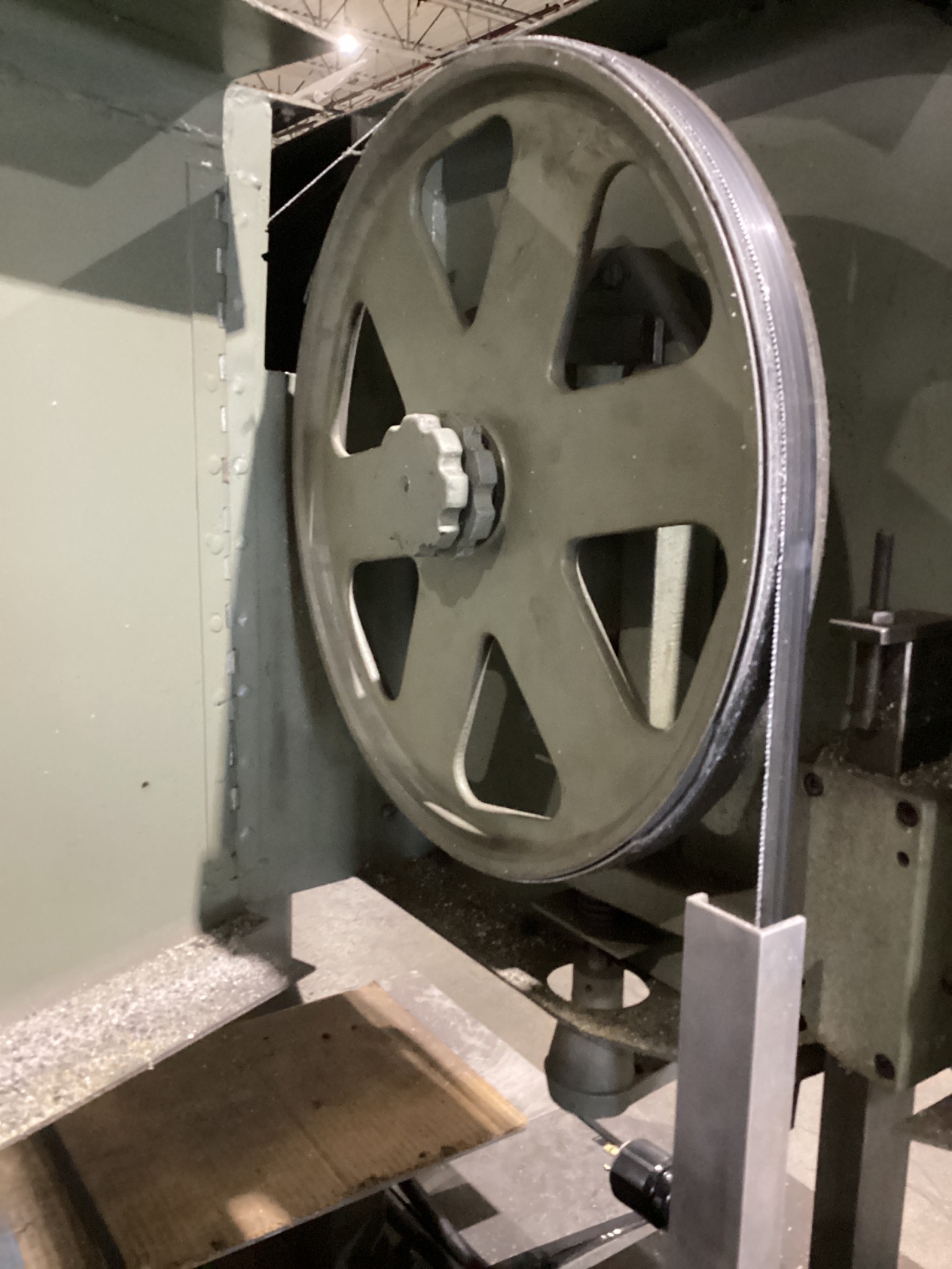 DOALL 3612-1H Vertical Contour Bandsaw USED 5