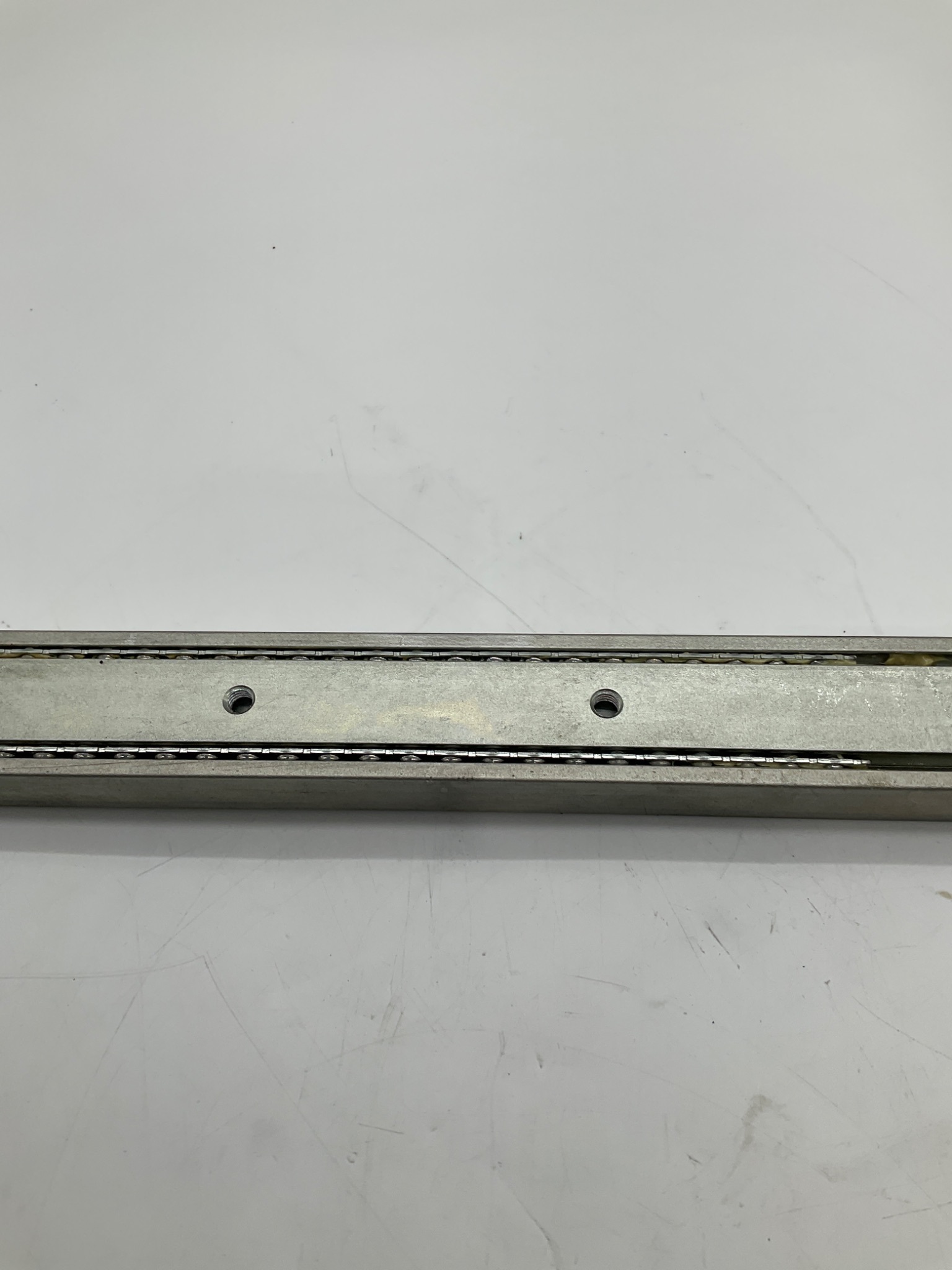ROLLON LTH450600RF Linear Guide Rail USED 3