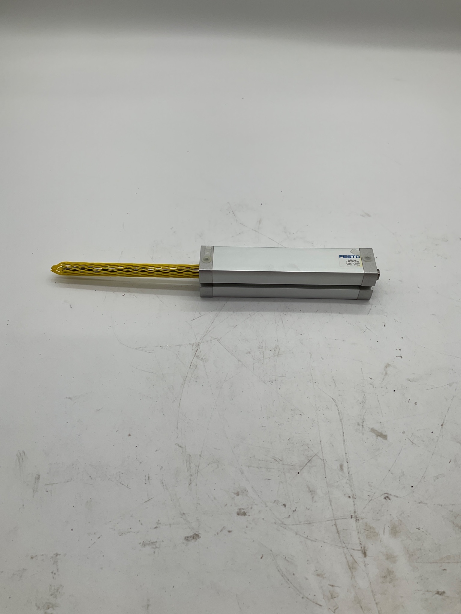 FESTO ADN-20-120-I-P-A-52 Compact Pneumatic Cylinder NEW 0