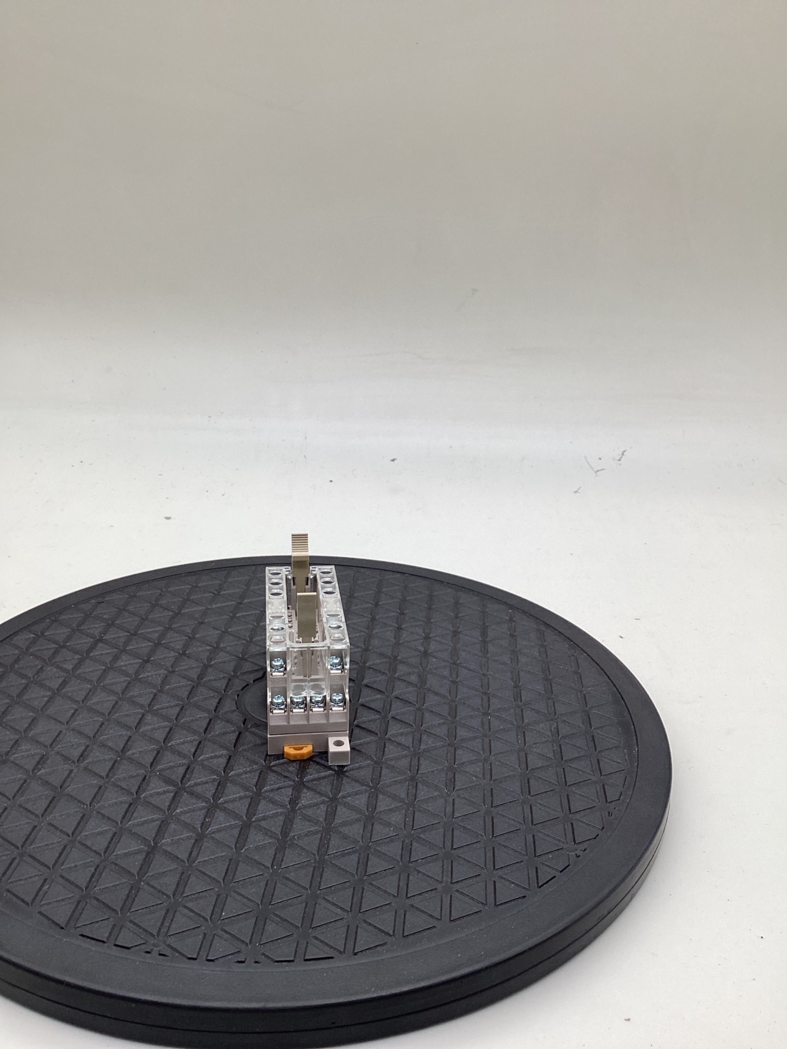 OMRON P7SA-14F Relay Socket USED 3