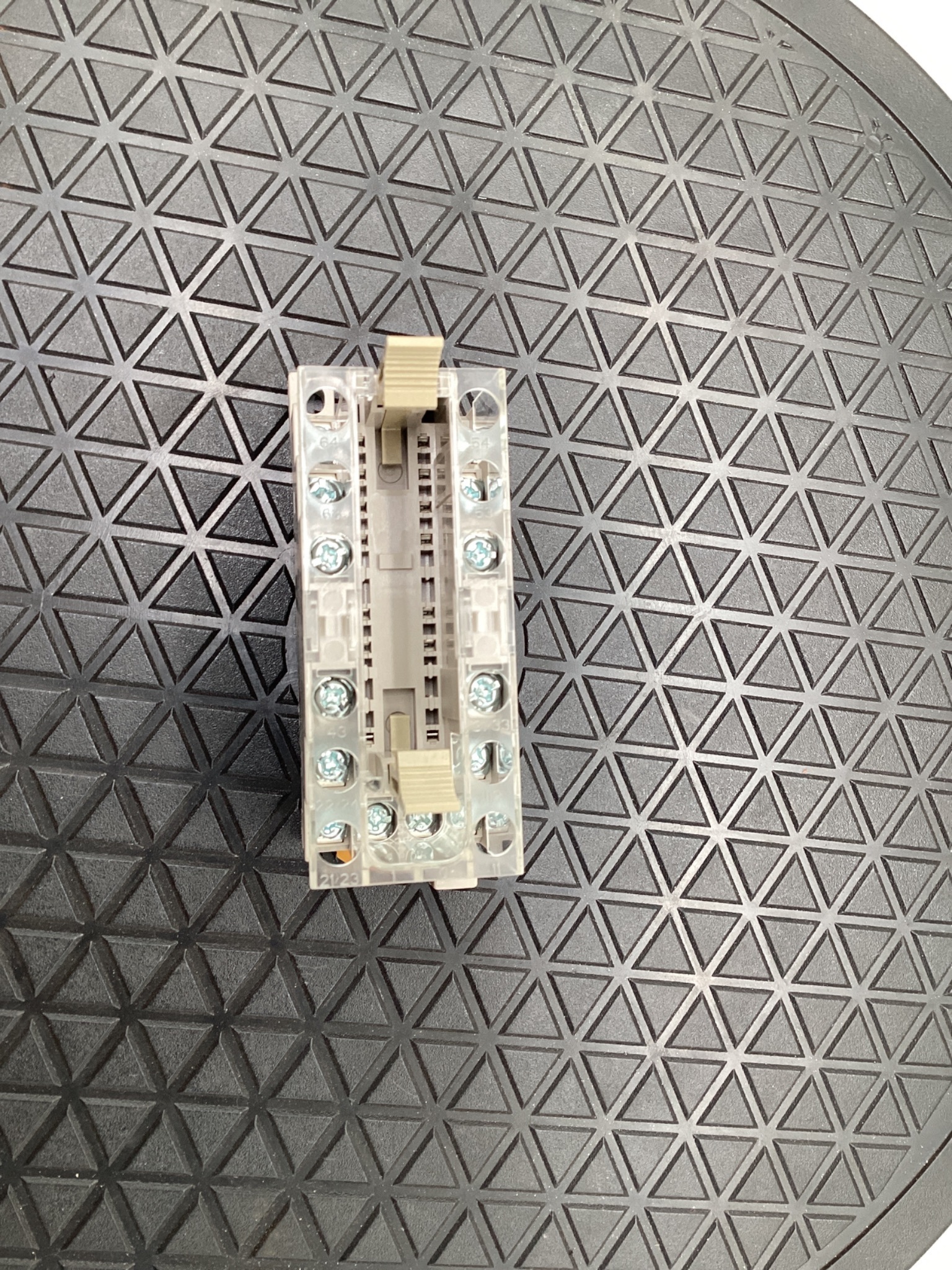 OMRON P7SA-14F Relay Socket USED 5