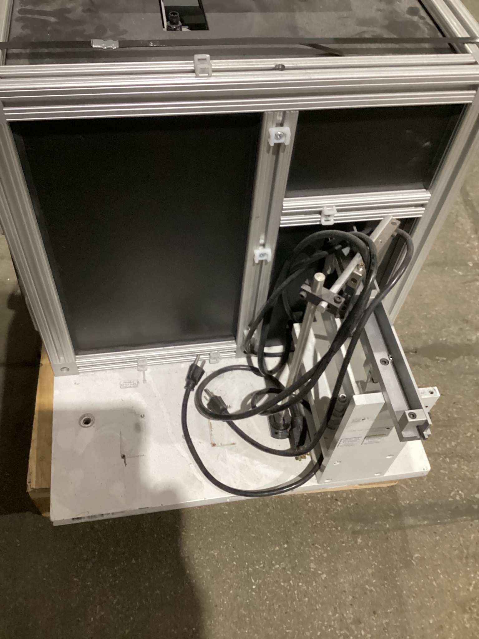 Vibratory Bowl Feeder With Bulk Hopper USED 3