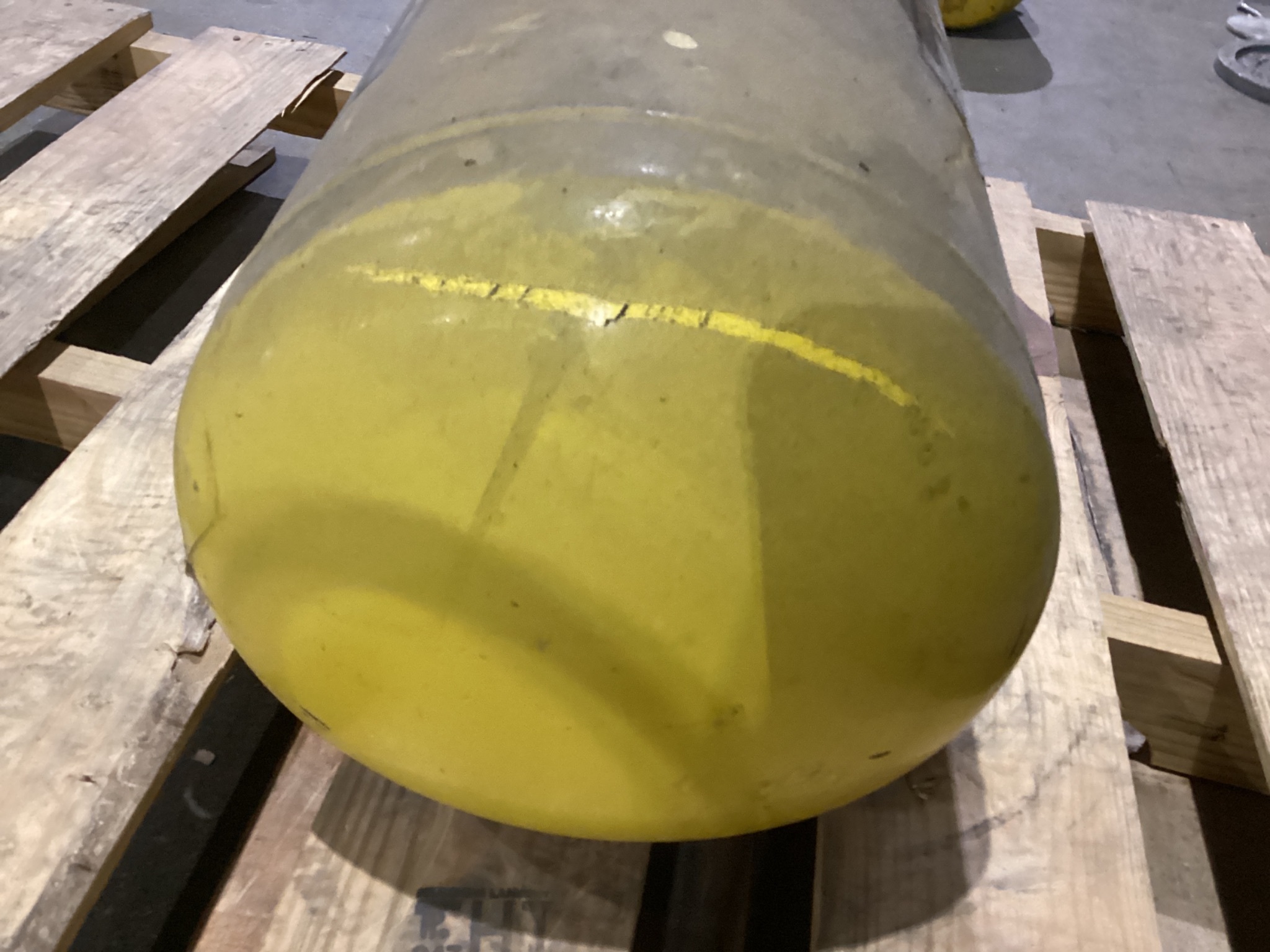 CENTRAL PNEUMATIC 65595 11 Gallon Portable Air Tank USED 4