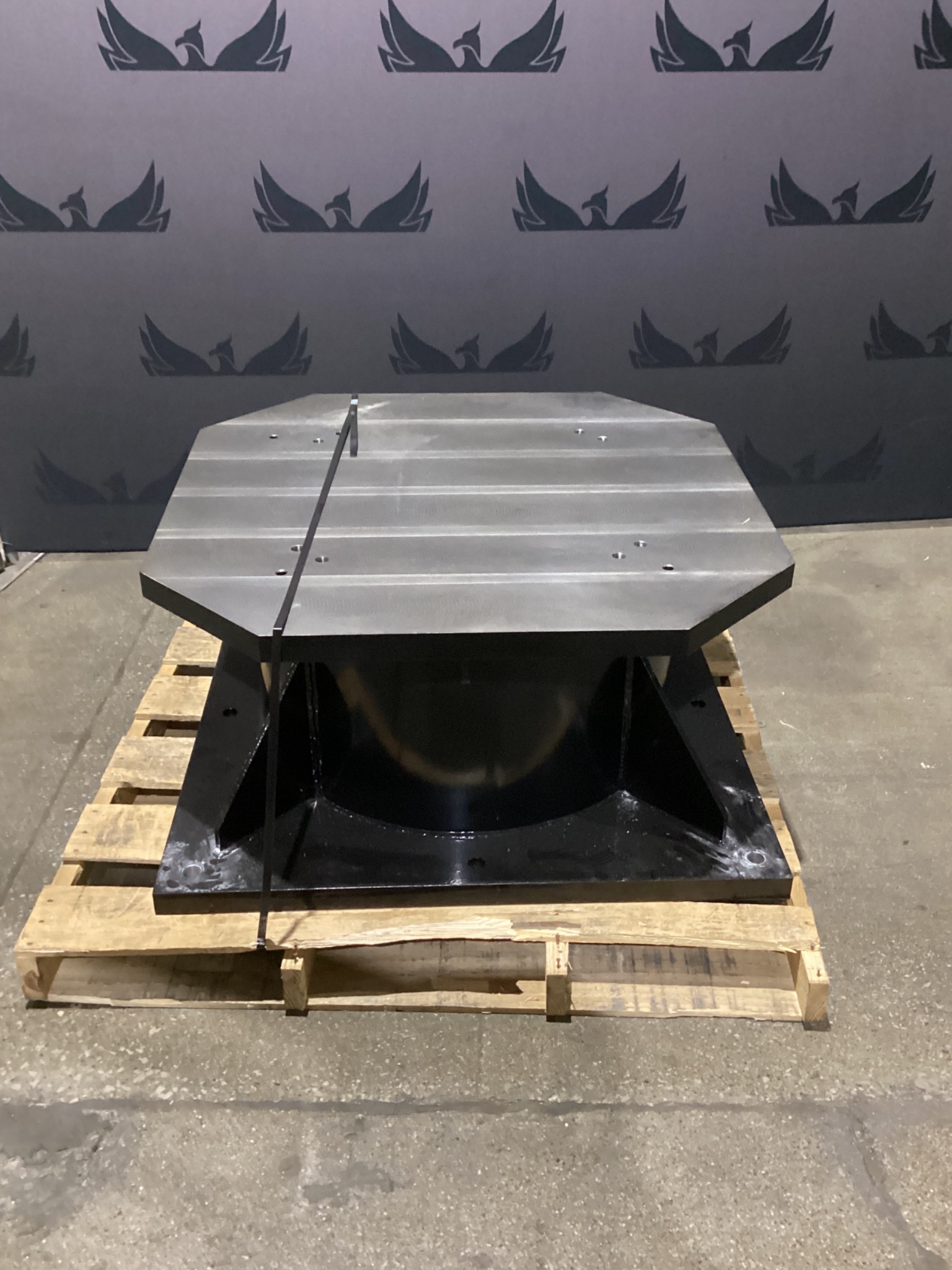 Robot Pedestal / Robot Riser USED 0