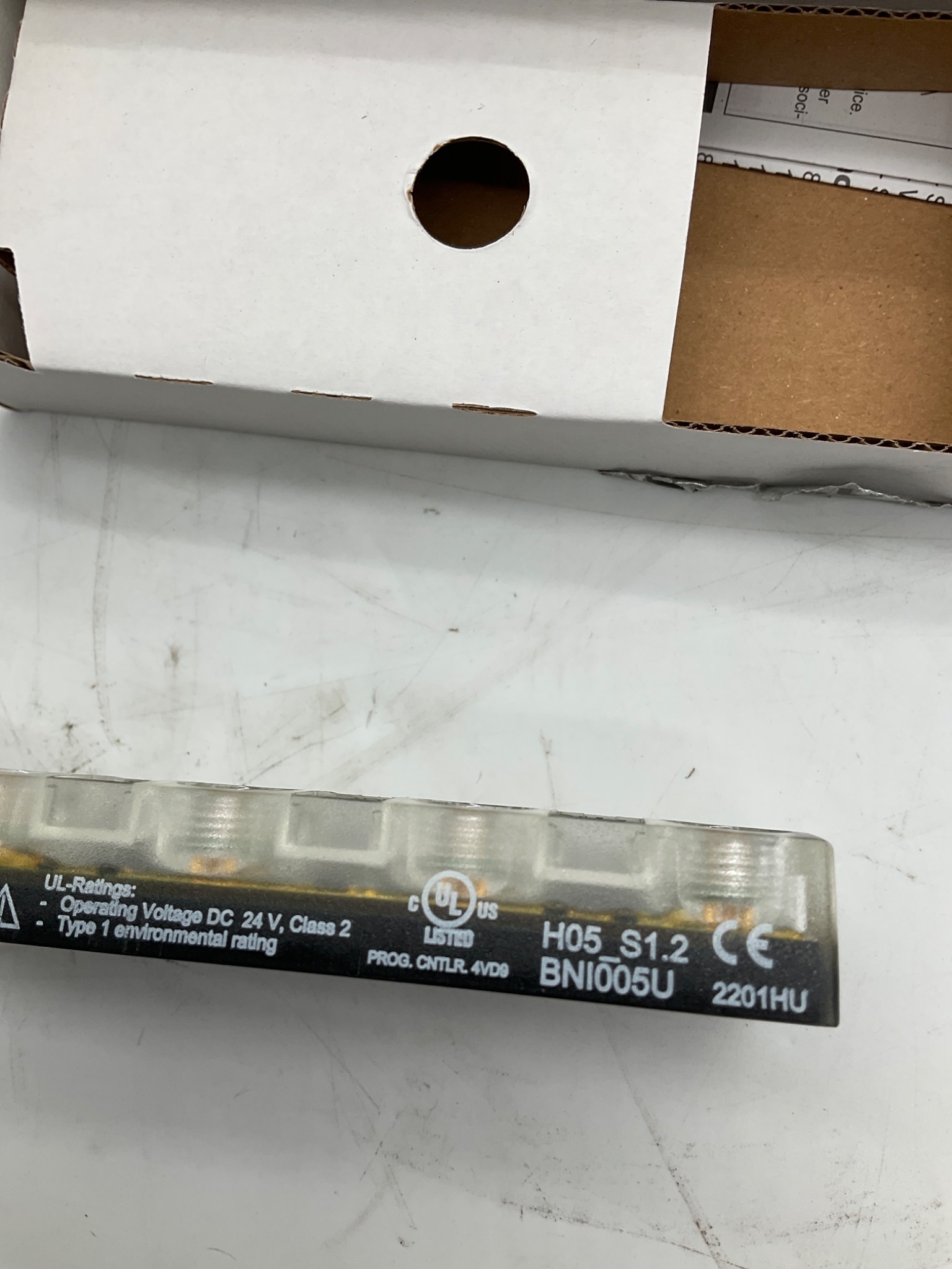 BALLUFF BNI005U BNI IOL-302-000-K006-C01 IO-Link I/O Module NEW 6