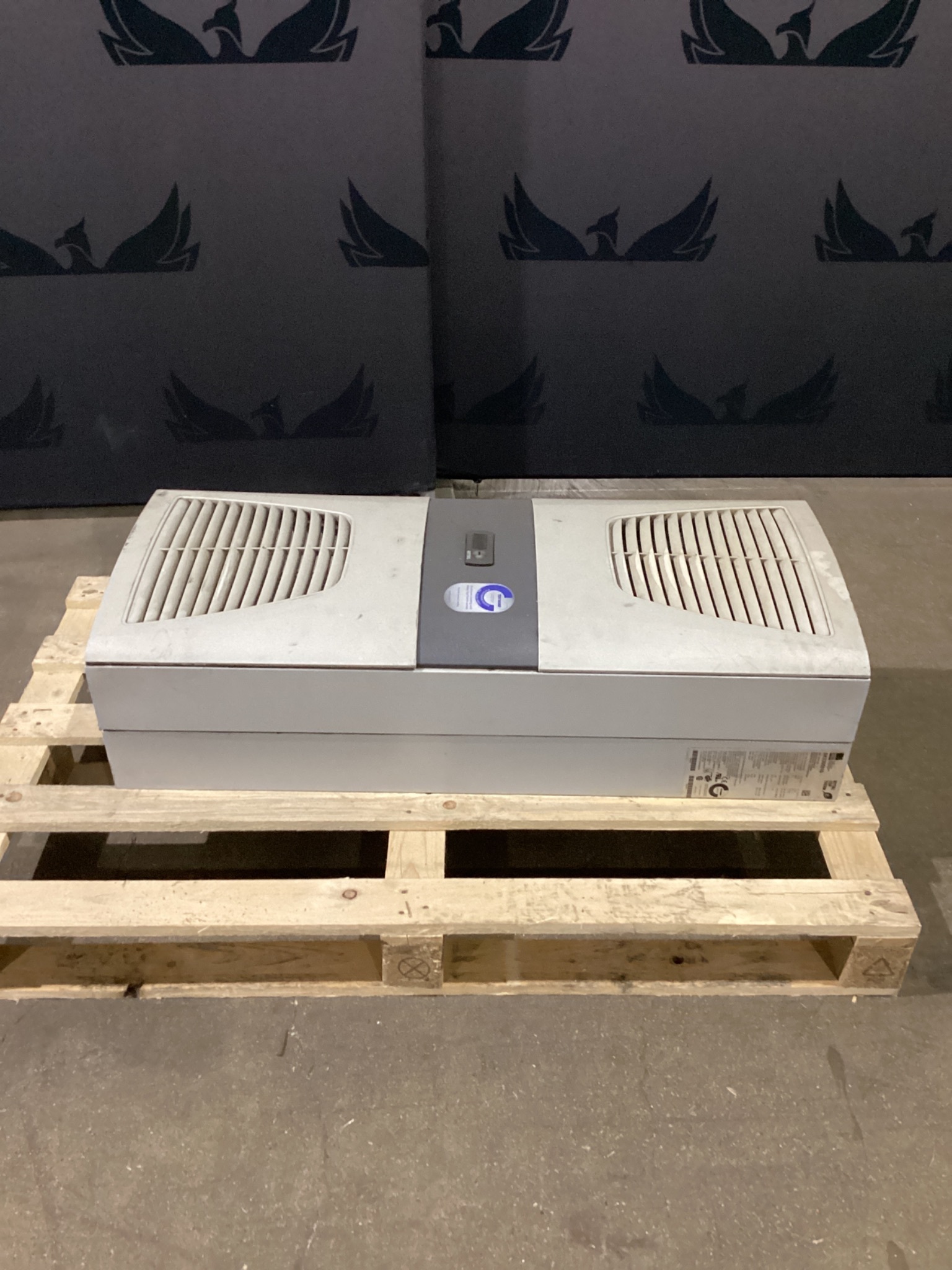 RITTAL SK3305510 TopTherm Enclosure Cooling Unit 115V USED 0