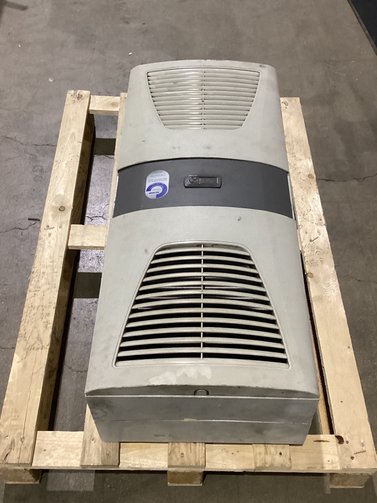 RITTAL SK3305510 TopTherm Enclosure Cooling Unit 115V USED 1